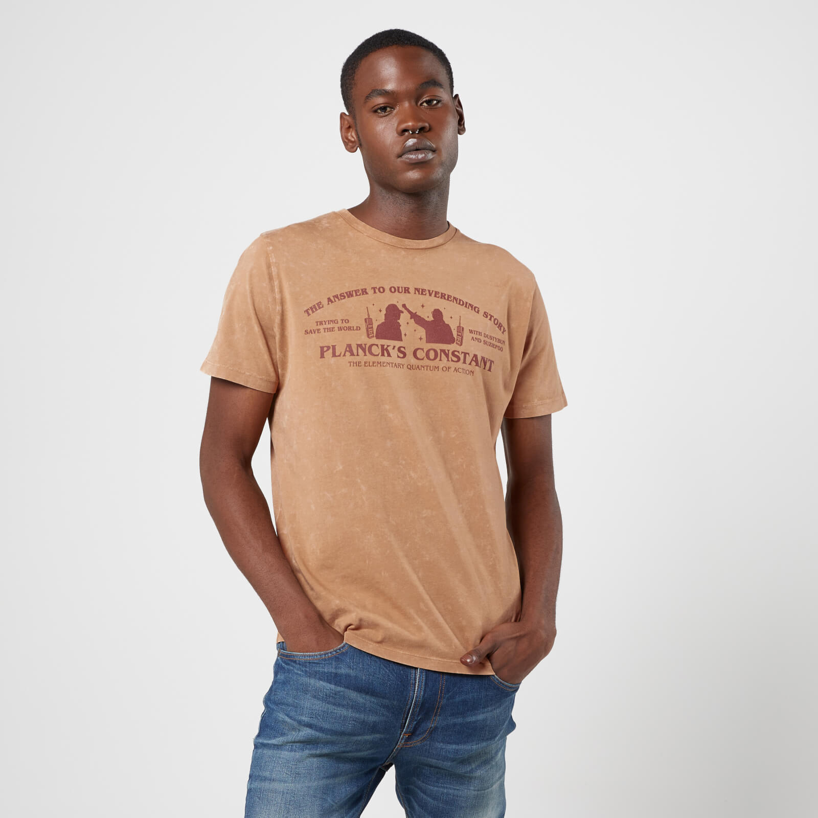 Stranger Things Planck's Constant T-Shirt Homme - Brun Délavé - XS - Tan Acid Wash
Stranger Things Planck's Constant T-Shirt Homme - Brun Délavé - XS - Tan Acid Wash