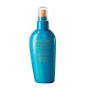 Image of Shiseido Sun Protection Spray Oil-Free SPF15 (150ml)