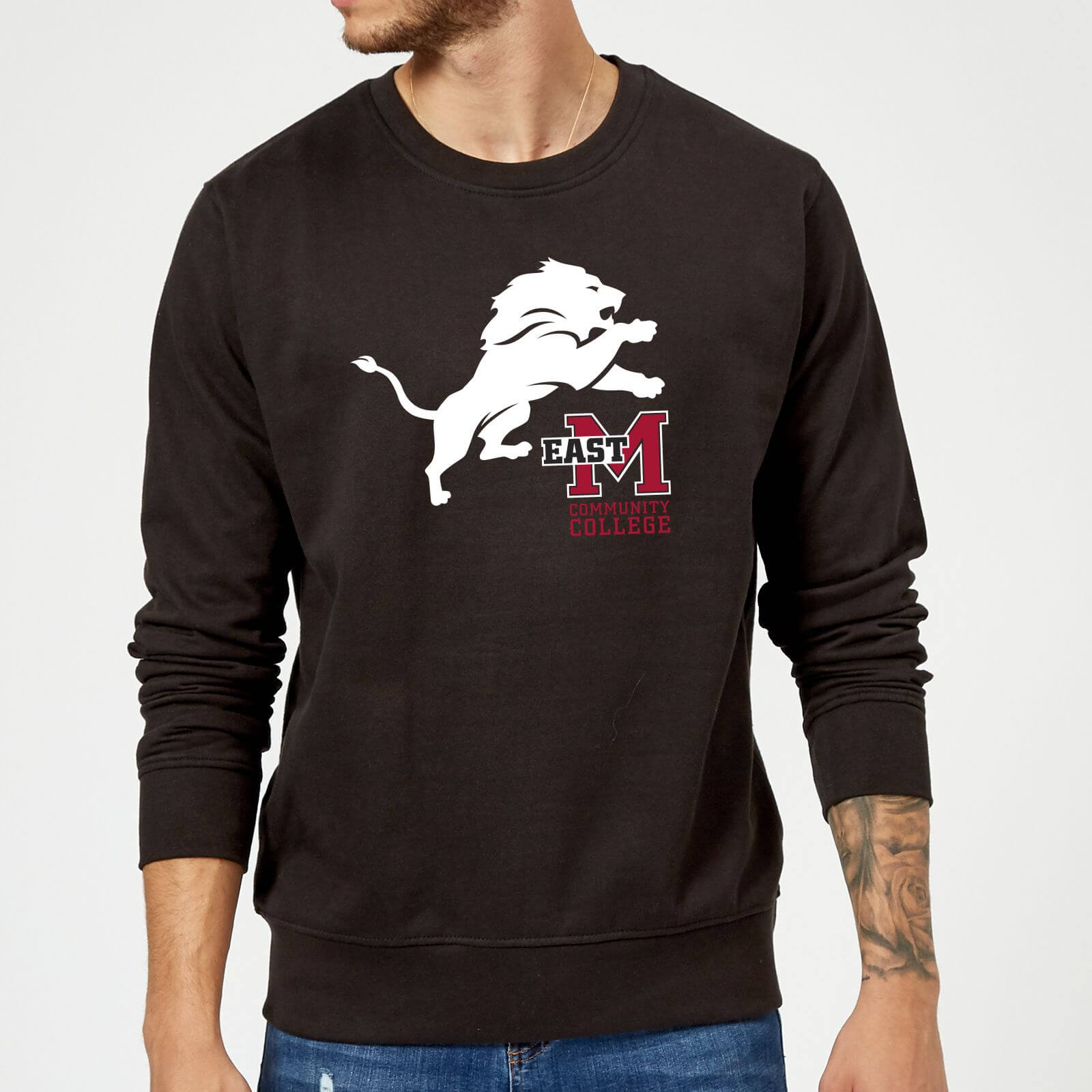 Sweat Homme Lion et Logo - East Mississippi Community College - Noir - XXL - Noir
Sweat Homme Lion et Logo - East Mississippi Community College - Noir - XXL - Noir