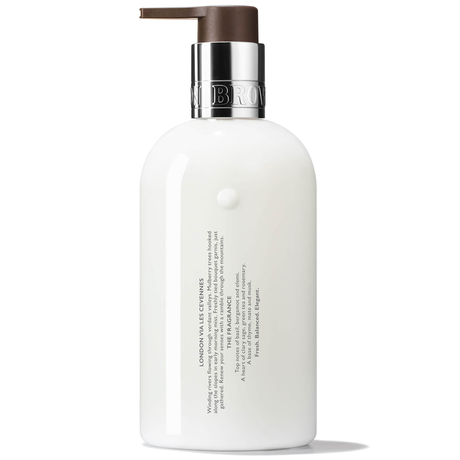 Artikel klicken und genauer betrachten! - Pflege deine Hände mit der Molton Brown Mulberry & Thyme Enriching Hand Lotion. Die feuchtigkeitsspendende Formel mit Maulbeerenextrakt beruhigt und schützt die Haut.  Die aromatische Emulsion mit ihrem durch die Berge Frankreichs inspirierten Kräuterduft nach Basilikum, Mimosen und Thymian verschmilzt mühelos mit der Haut und sorgt für ein angenehm  mit Feuchtigkeit versorgtes Gefühl. | im Online Shop kaufen