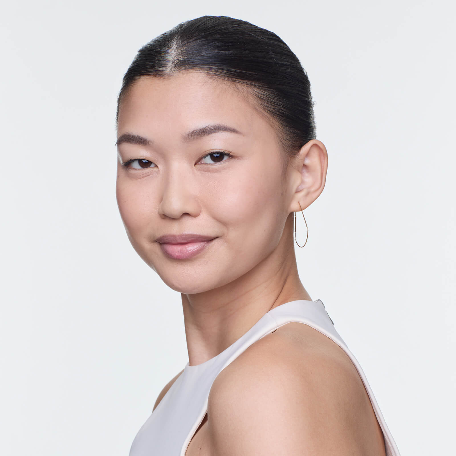 L'Oréal Paris True Match Liquid Foundation with SPF and Hyaluronic Acid 30ml (Various Shades) - 2N Vanilla