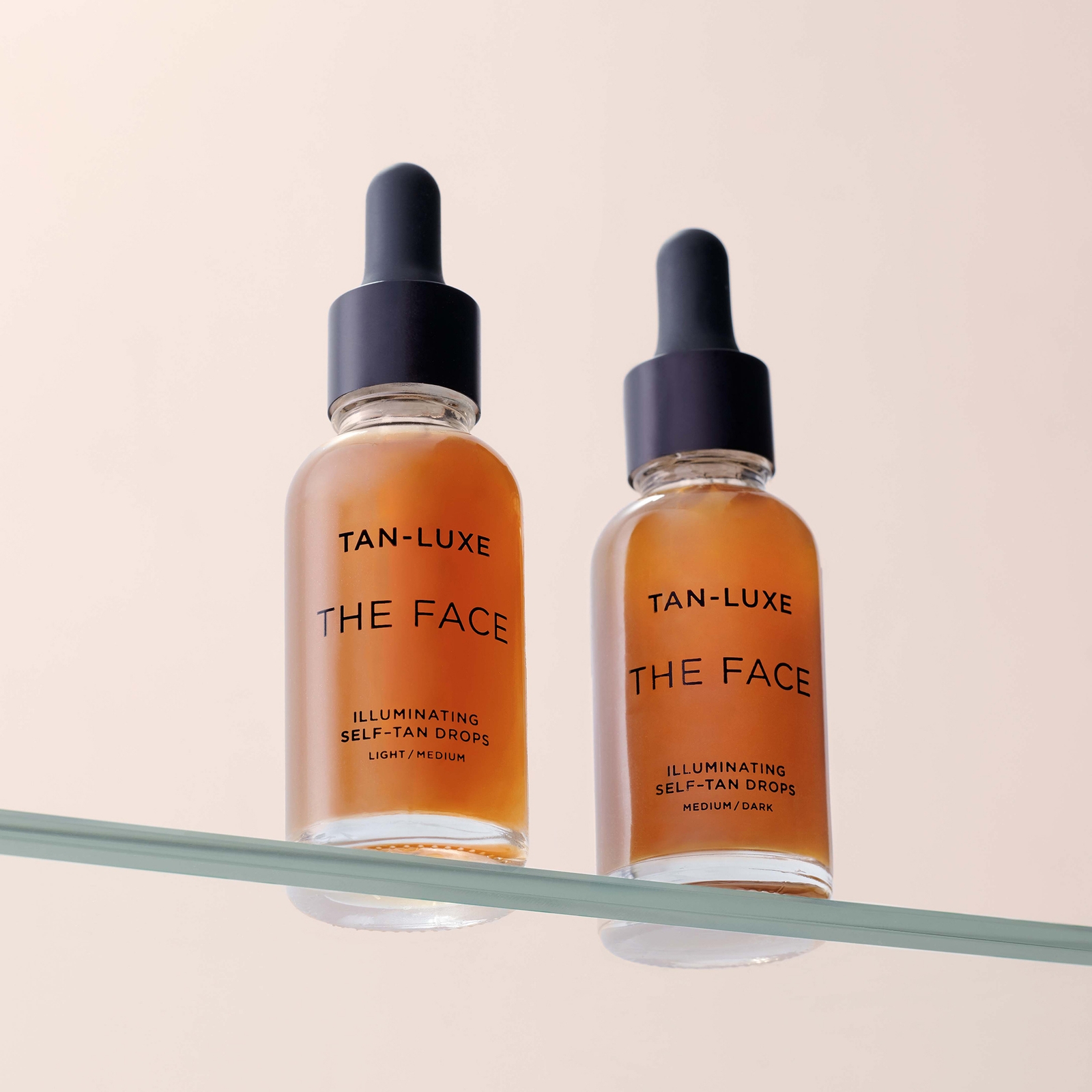Thumbnail - Tan-Luxe The Face Illuminating Self-Tan Drops 30ml - Light/Medium