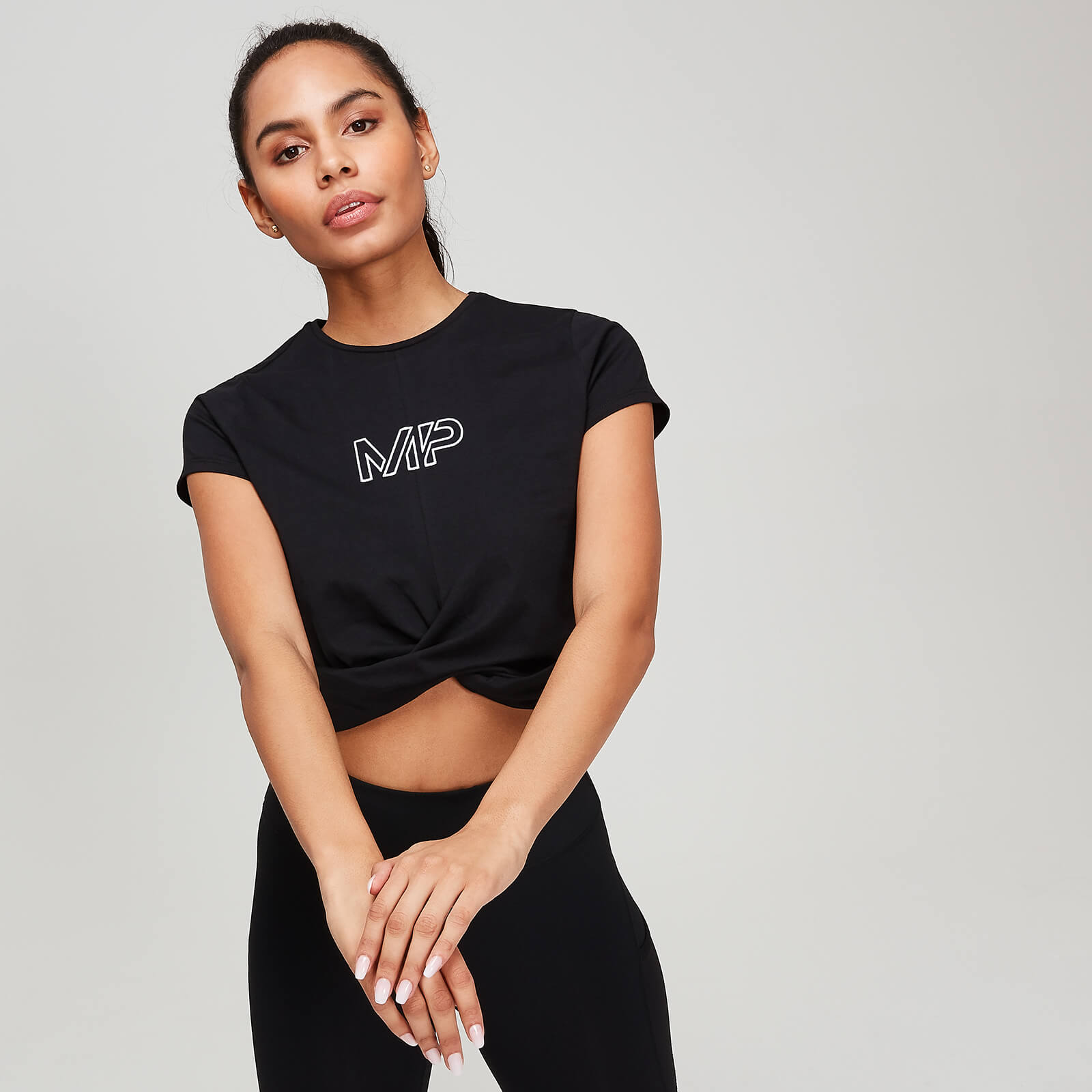 

Футболка для выходных Twist Front, черная - M