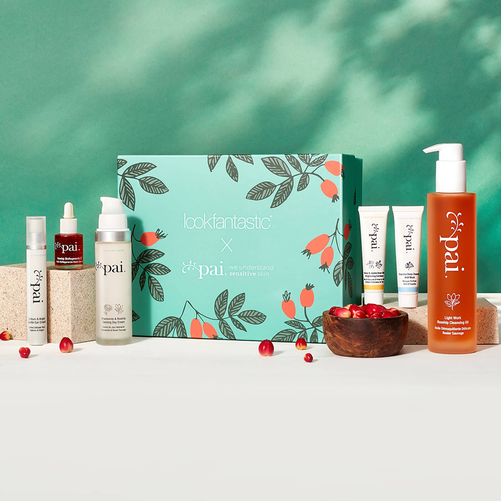 

Лимитированная коробочка LOOKFANTASTIC x Pai