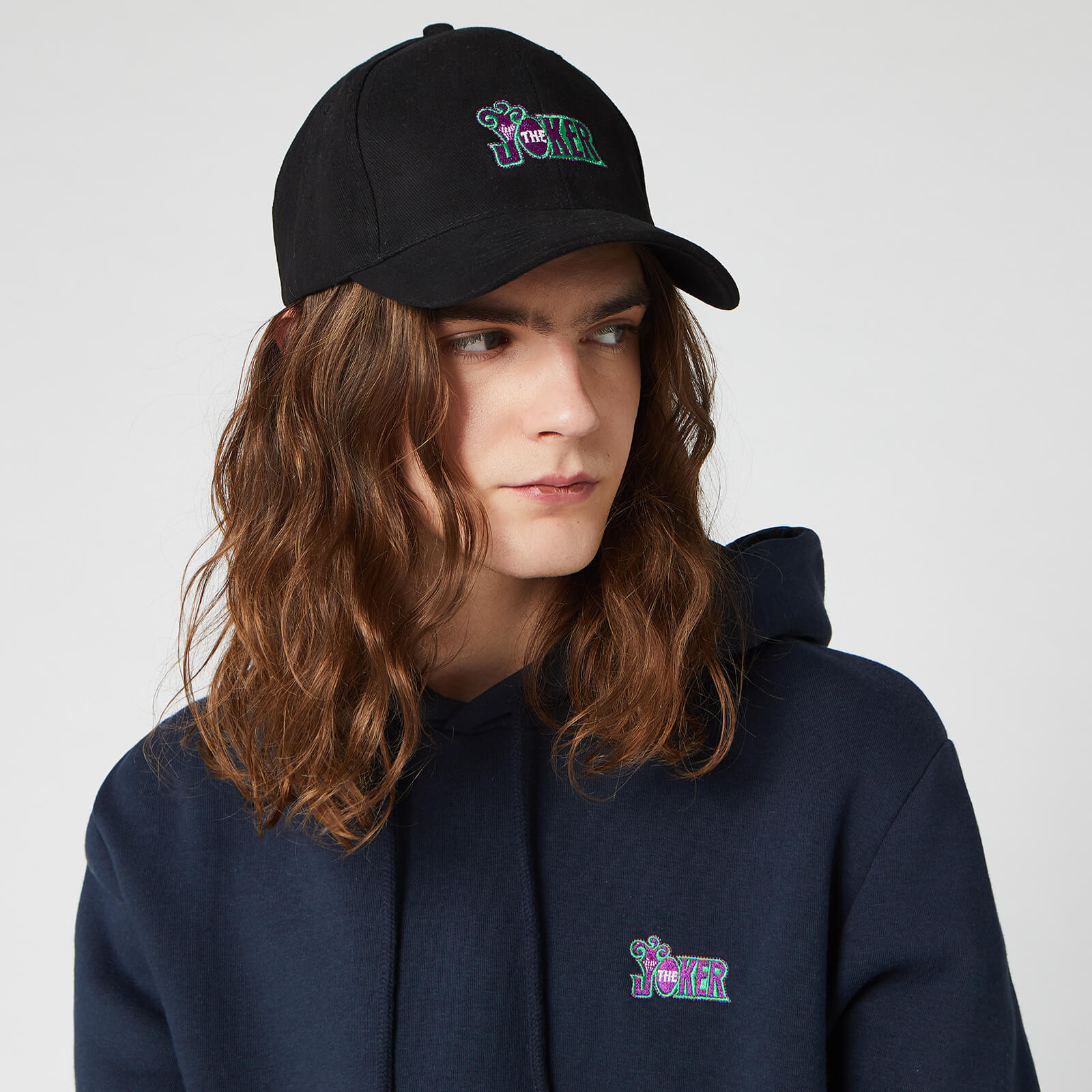 

Cappello con Visiera Ricamato DC The Joker - Nero