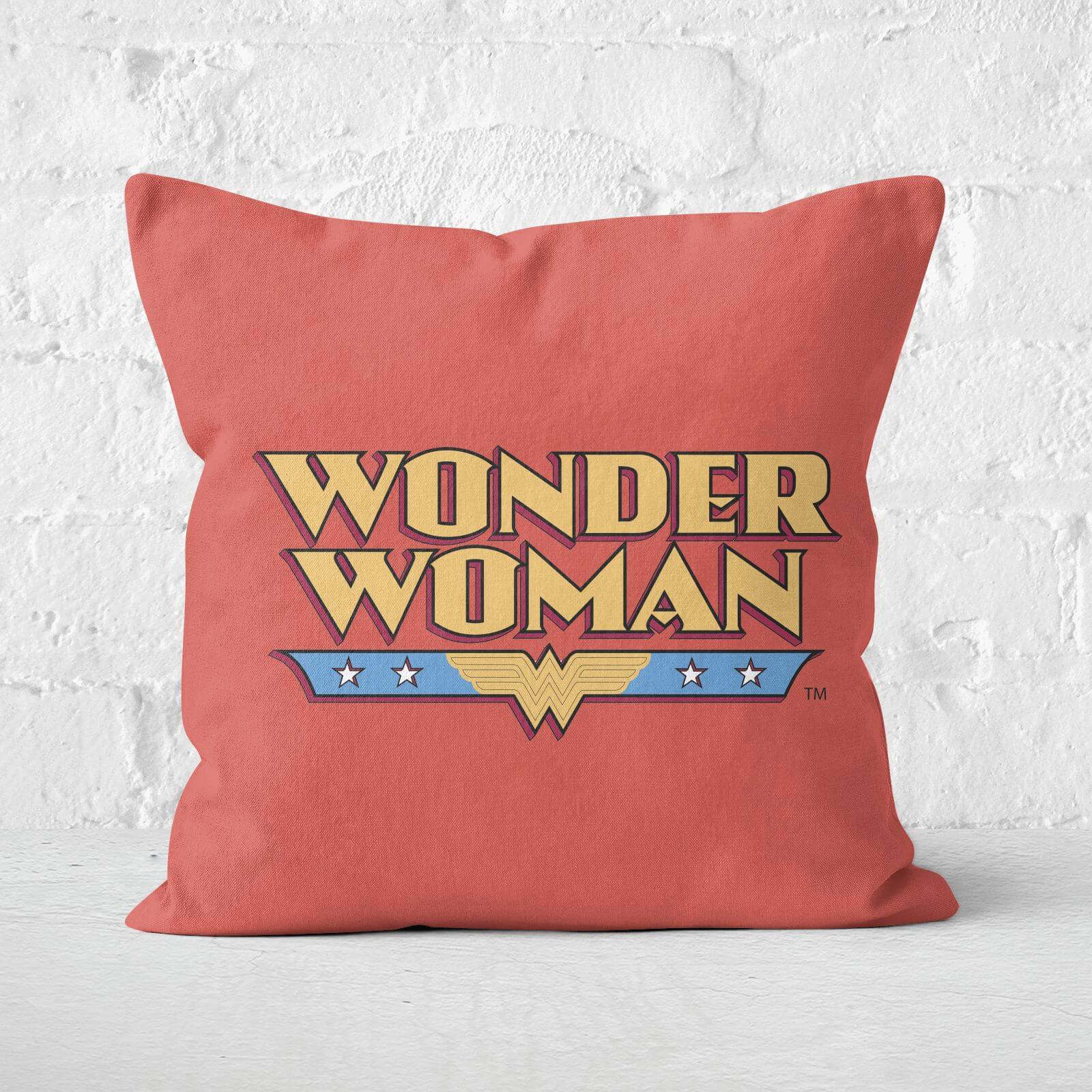DC Cushions Retro Wonder Woman DC 40x40cm Square Cushion Square Cushion - 40x40cm - Soft Touch