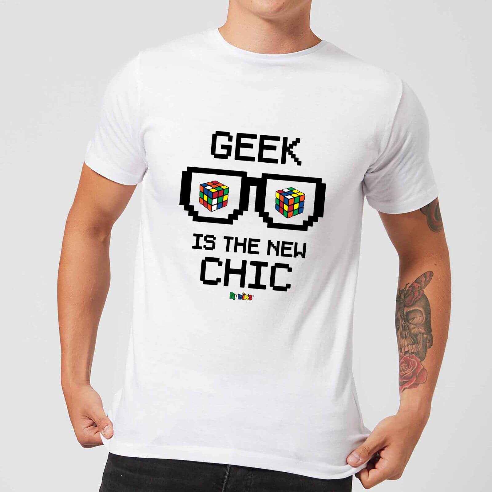 

Geek Cube Is The New Chic Men's T-Shirt - White - S - Blanc