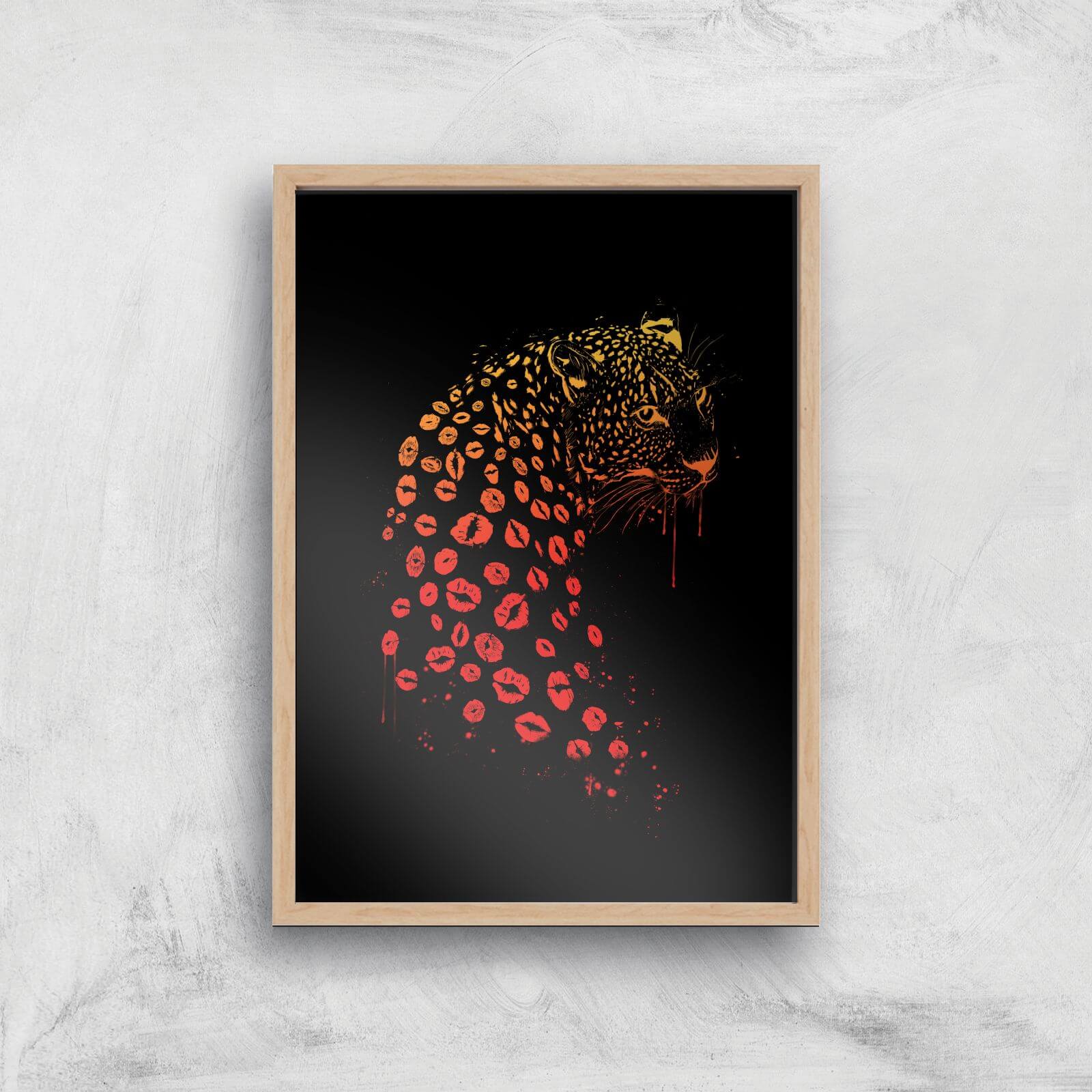Balazs Solti Kisses Art Print - A4 - Wood Frame