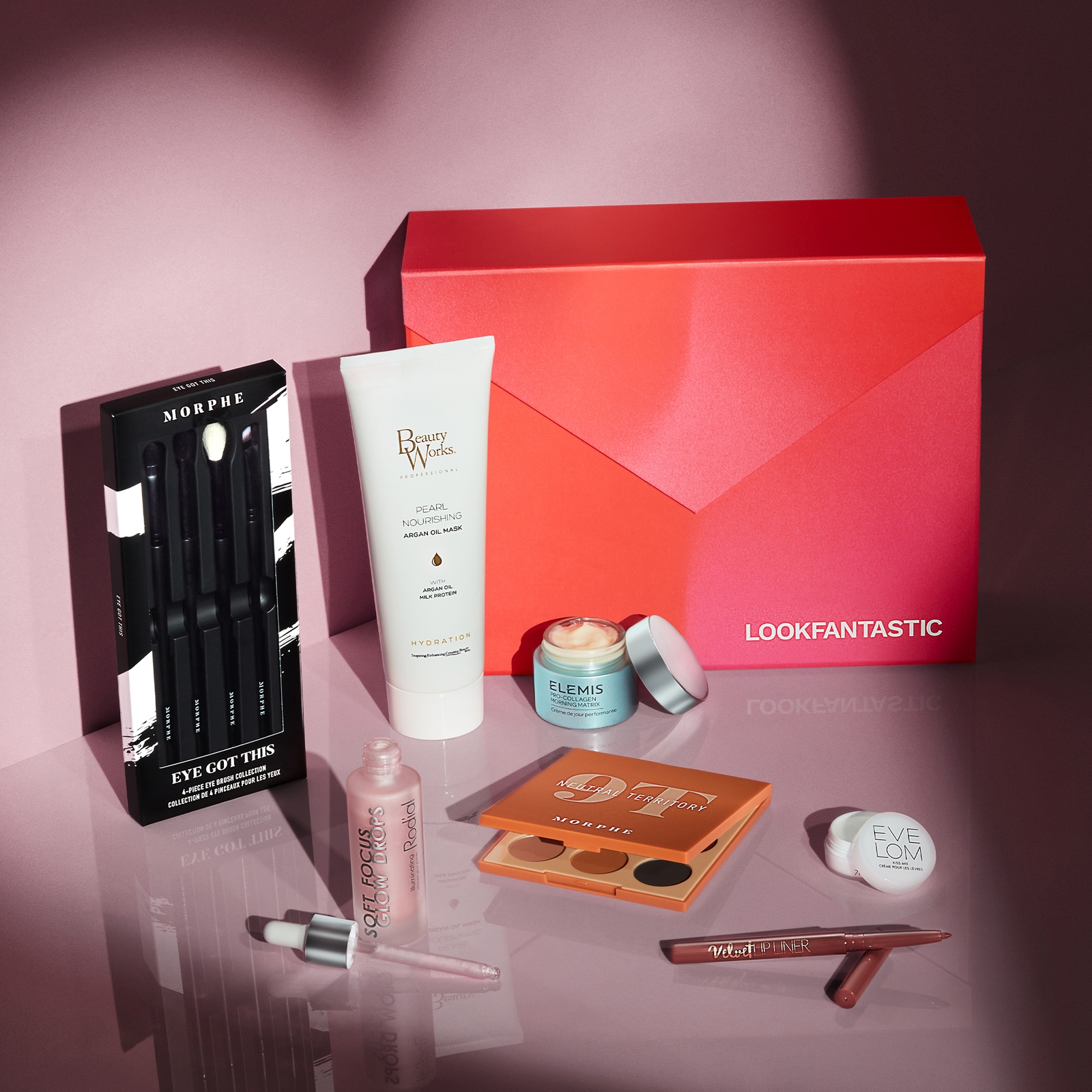 

LOOKFANTASTIC Valentine’s Day Beauty Edit (worth over 1,100 AED)