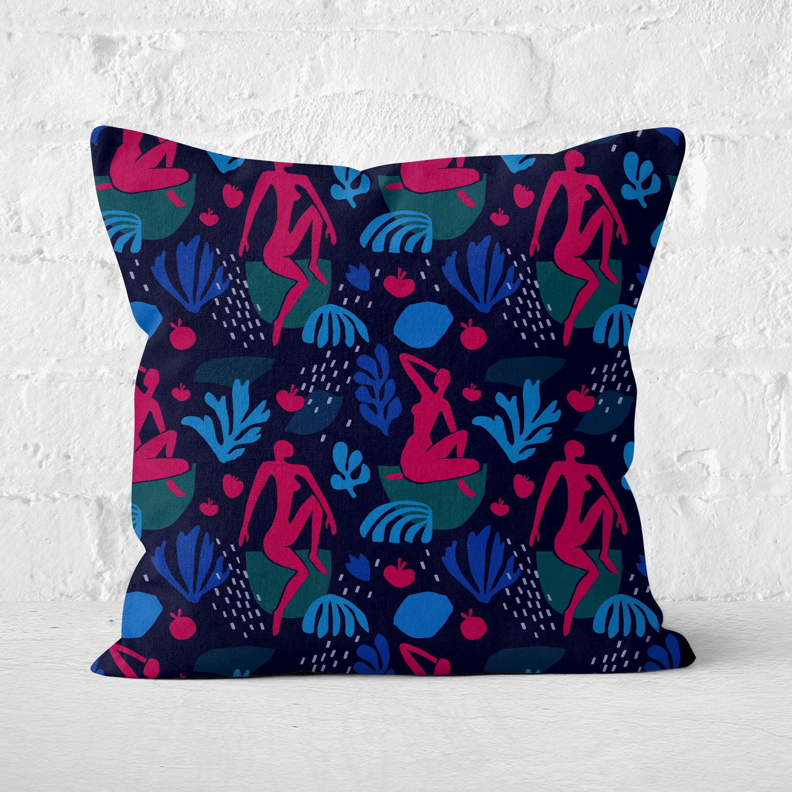Silhouete And Leaves Square Cushion - 60x60cm - Soft Touch