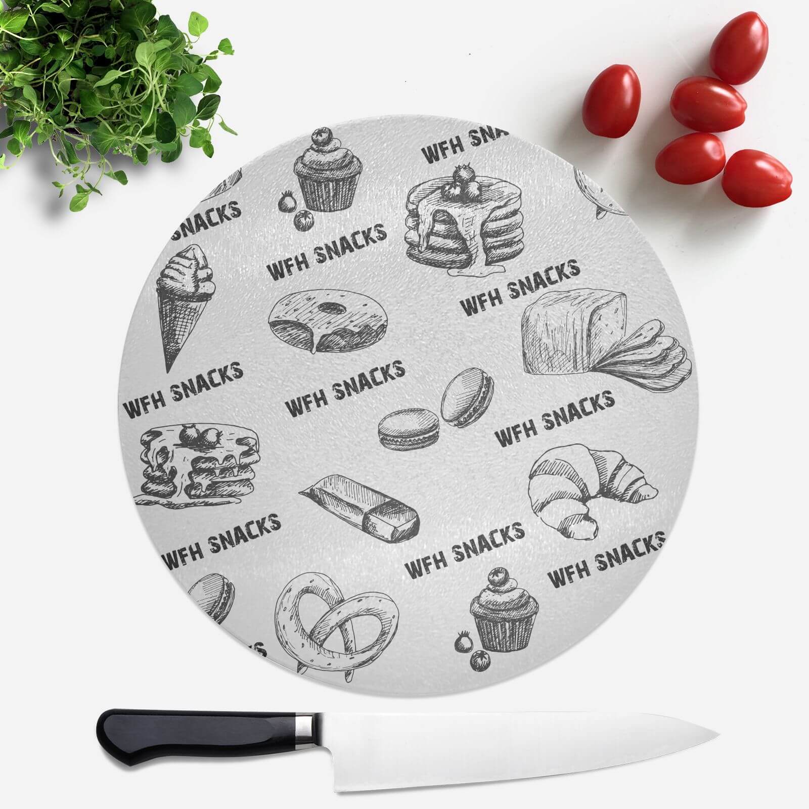 SNACKS Round Chopping Board