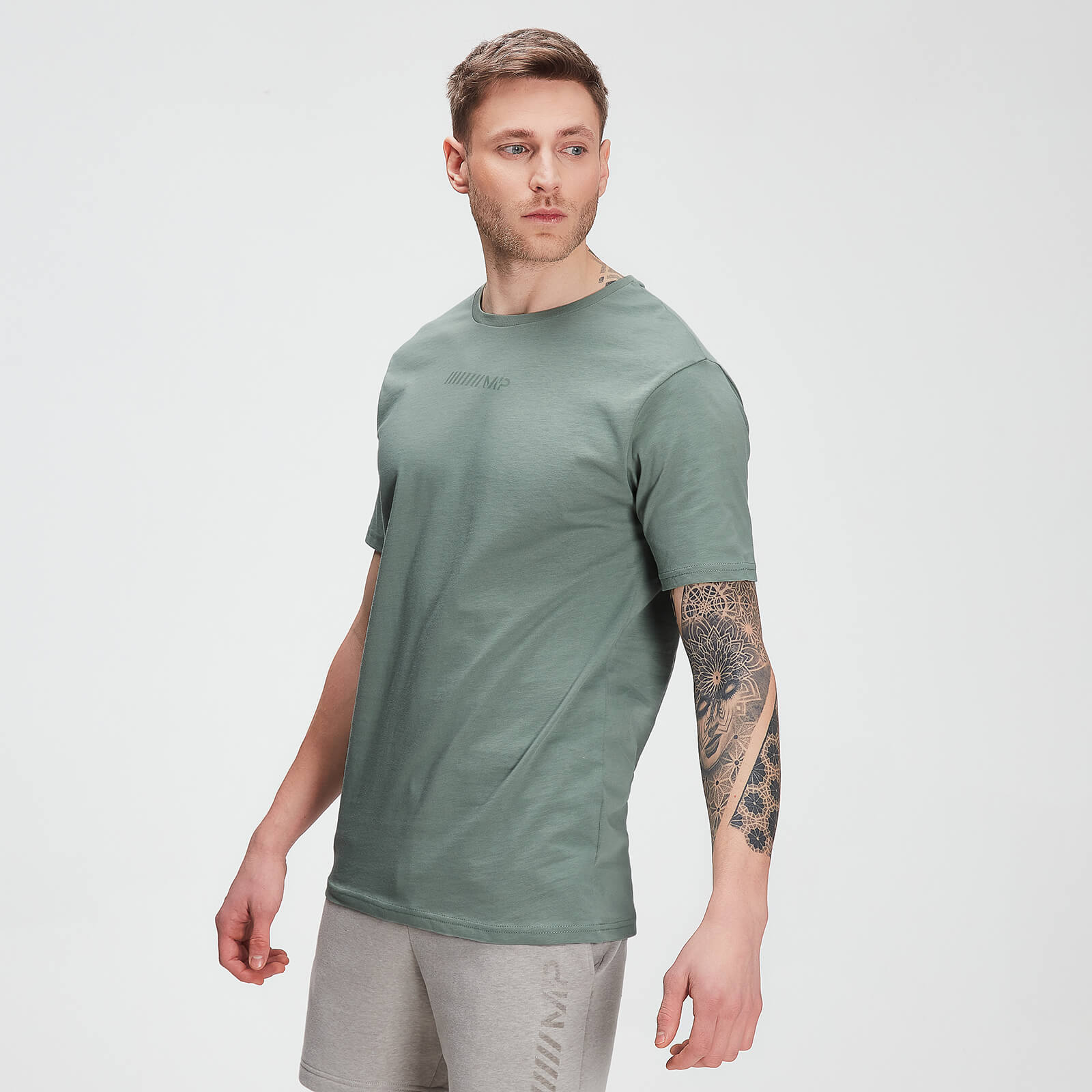 Camiseta de manga corta Tonal Graphic para hombre de MP – Verde lavado - XS