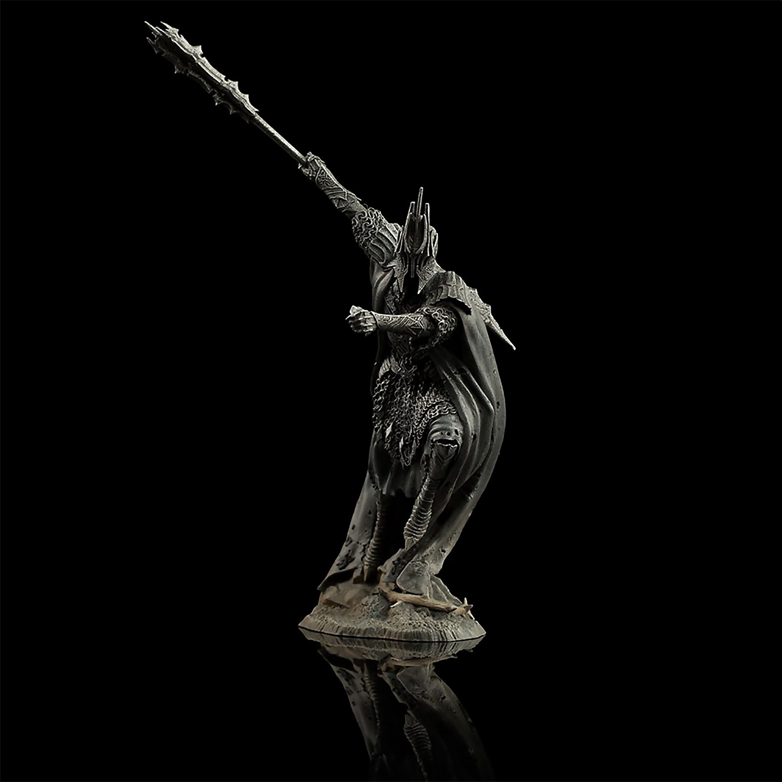 WETA Workshop The Hobbit Ringwraith of Forod Dol Guldur 1:30 Scale Statue