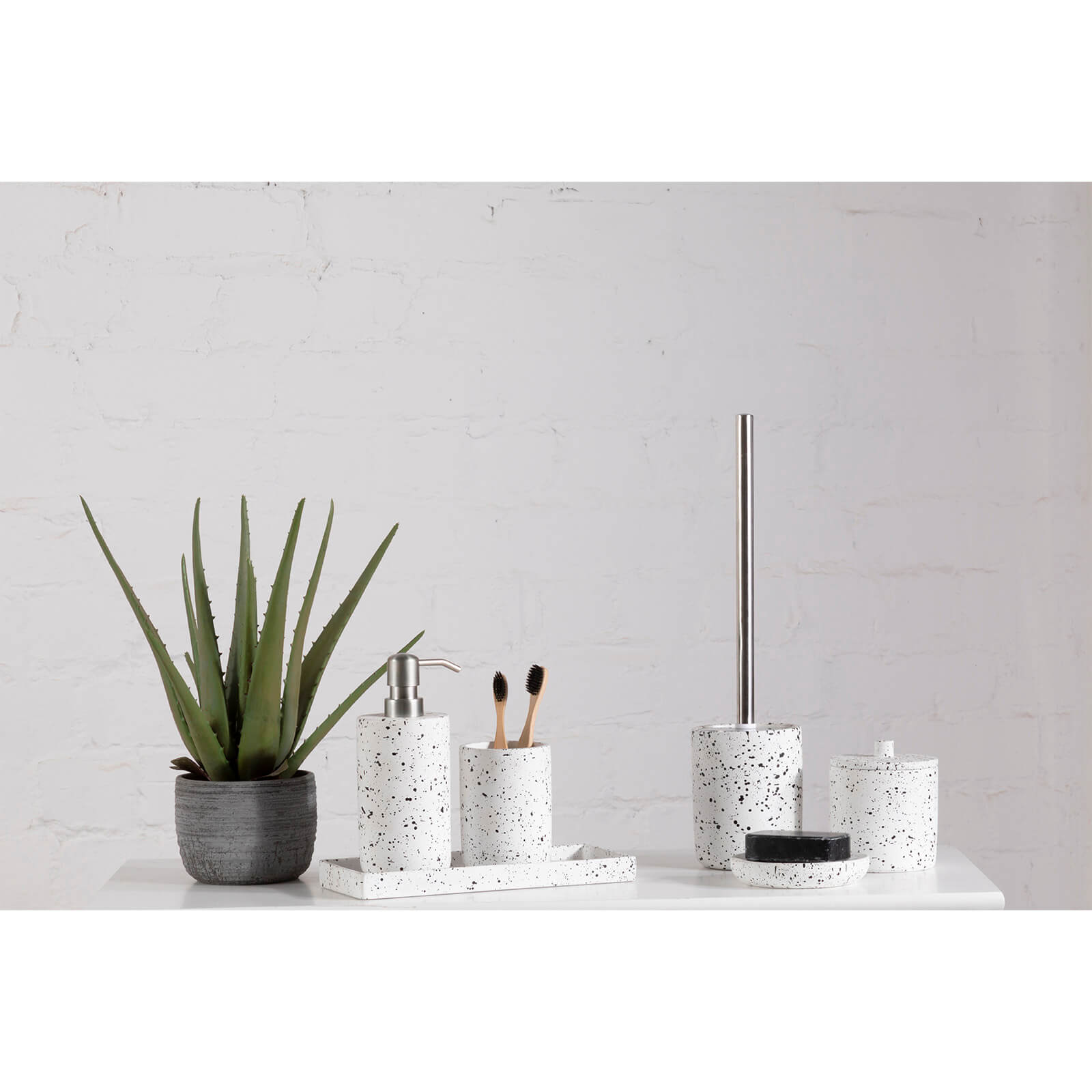 Gozo Concrete Soap Dish