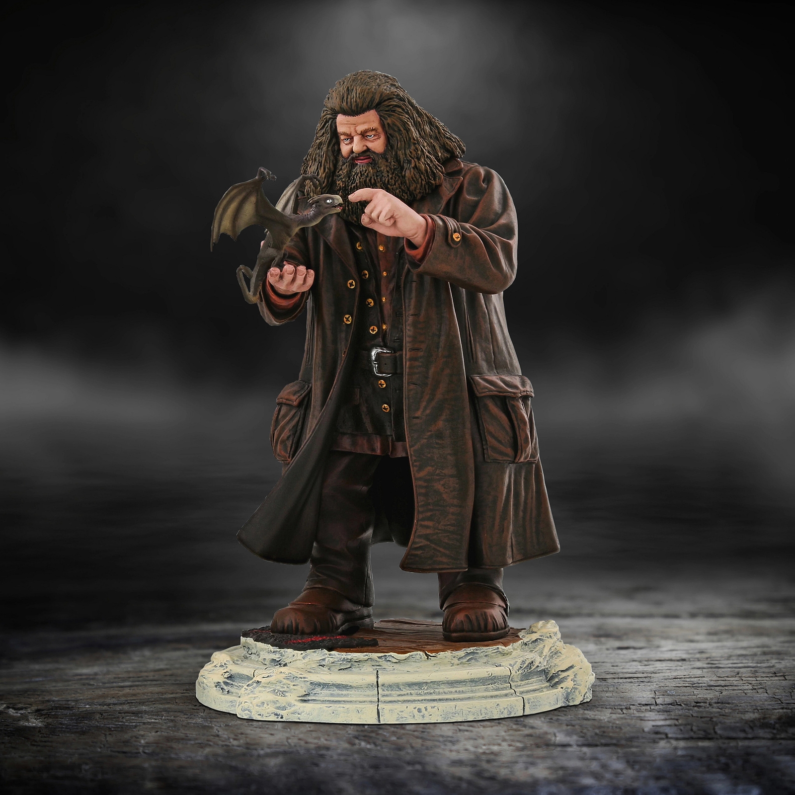 Photos - Action Figures / Transformers Enesco Harry Potter Hagrid and Norberta Masterpiece Collectible Figurine ( 