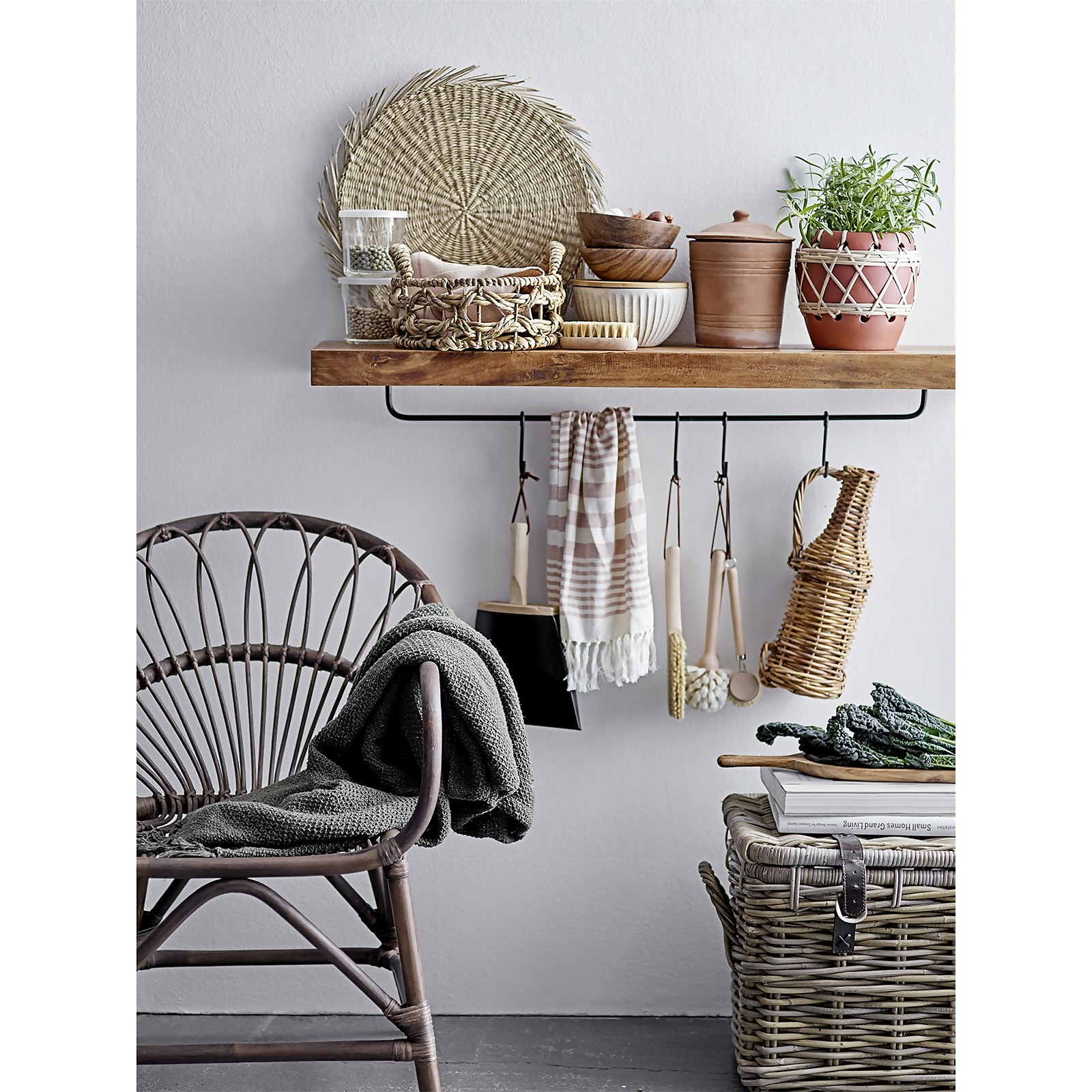 Bloomingville Pelle et brosse à main en bois de hêtre - 