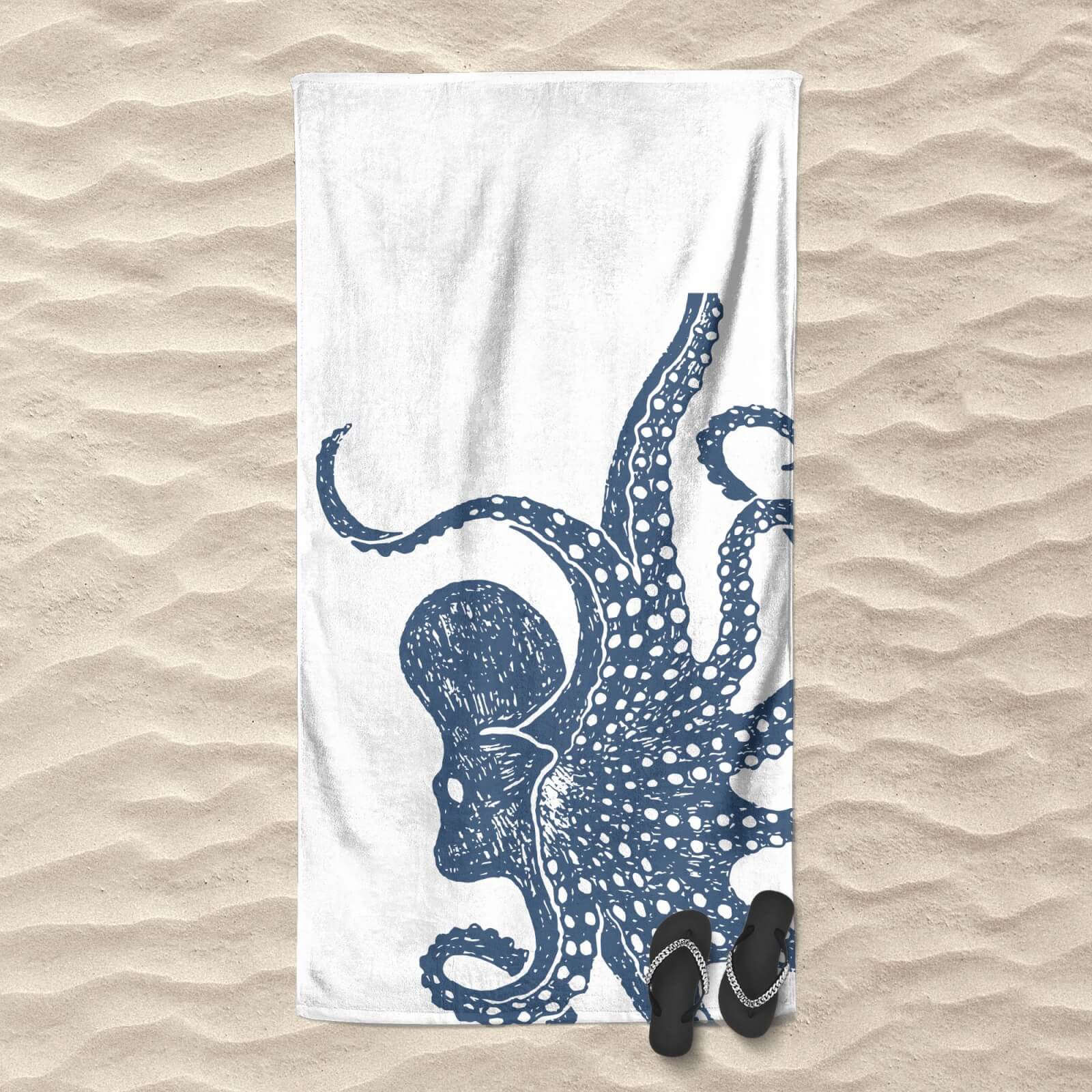 Hey Look, A Octopus Beach Towel