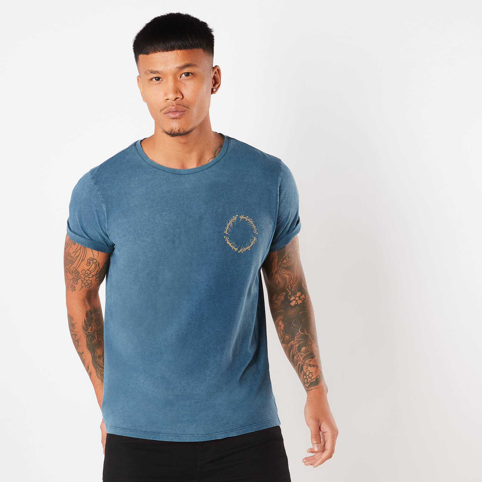 

Le Seigneur des Anneaux, Titres des films - T-Shirt Unisexe - Bleu Marine Délavé - XL - Navy Acid Wash