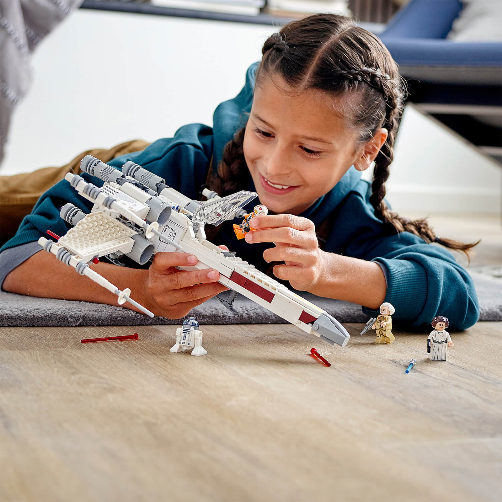LEGO Star Wars - Luke Skywalkers Iconic X-wing Fighter (75301).