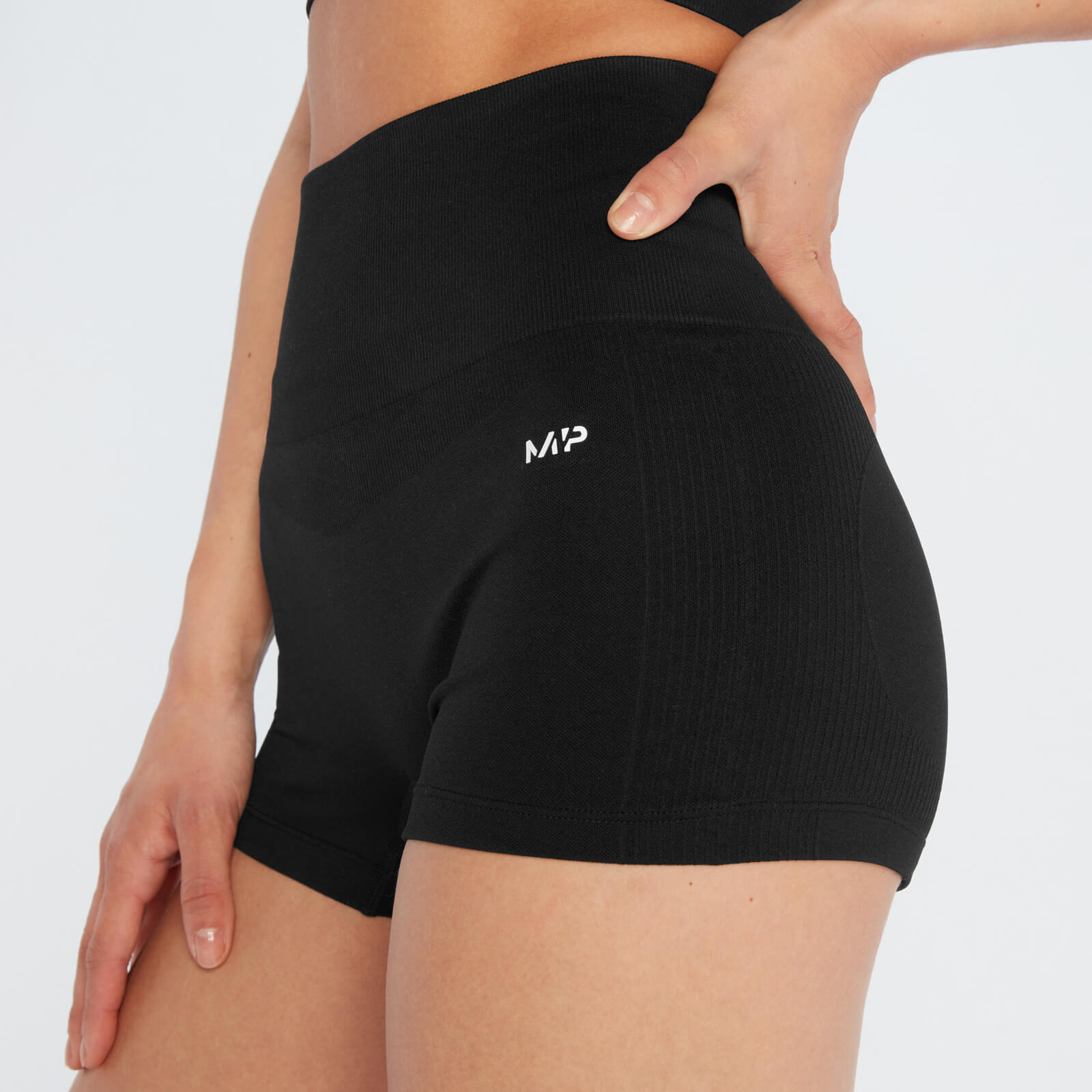 5056379628791 - Damen Shape Nahtlose Booty Shorts — Schwarz - M