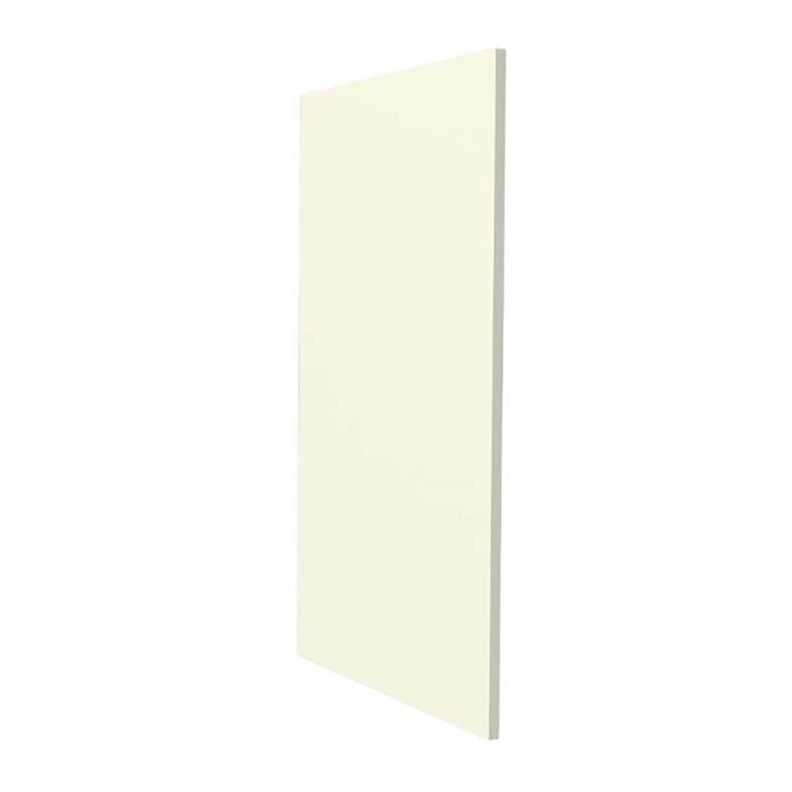 Photo of Country Shaker Light Cream Clad On Base End Panel
