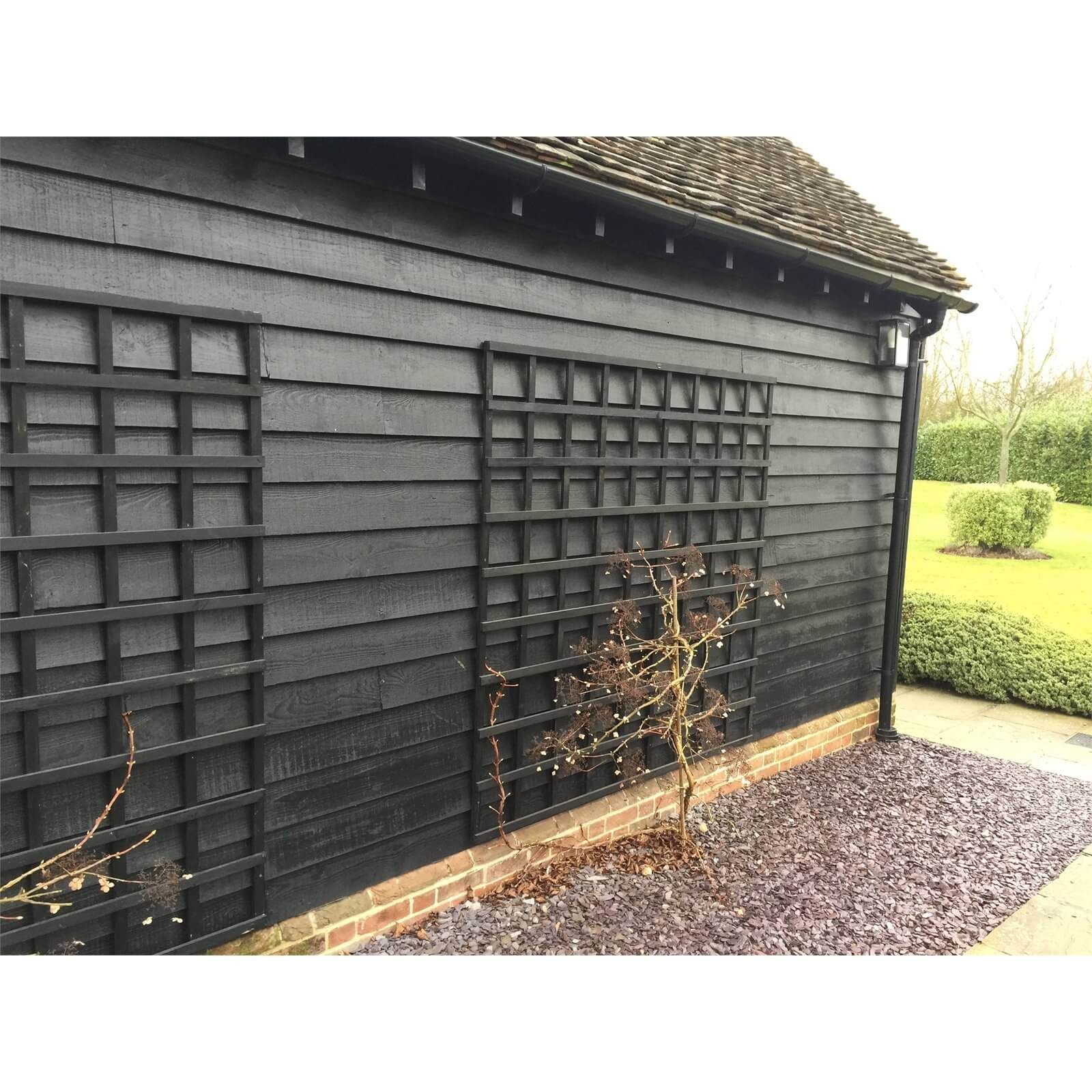 Photo of Black Painted Featheredge Cladding Or Fencing Pack Of 22x175mmx4.2mtr -pack Of 4-