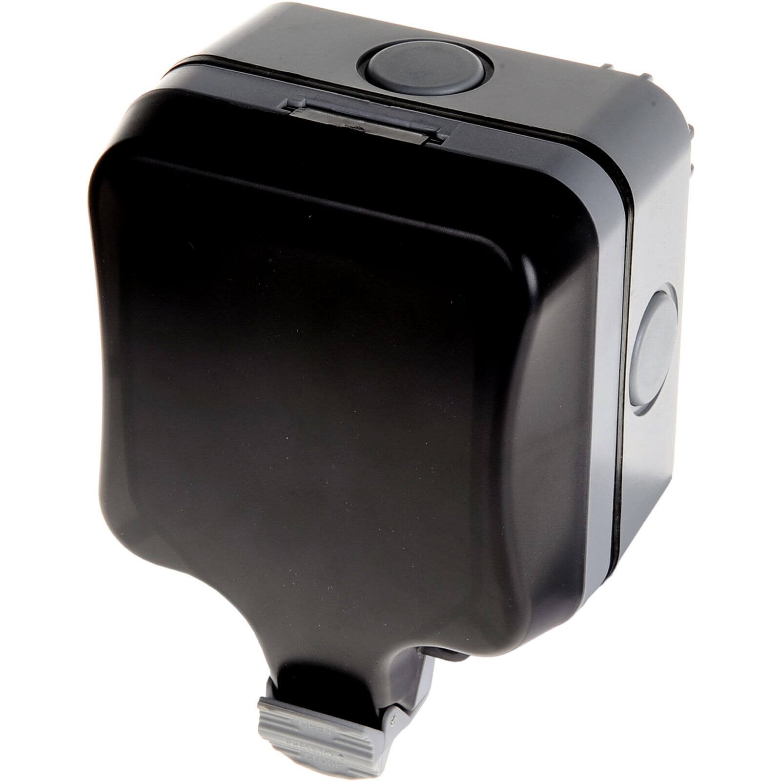 Photo of Bg 13 Amp 1 Gang Switched Weatherproof Socket Ip66 Rated Grey/black