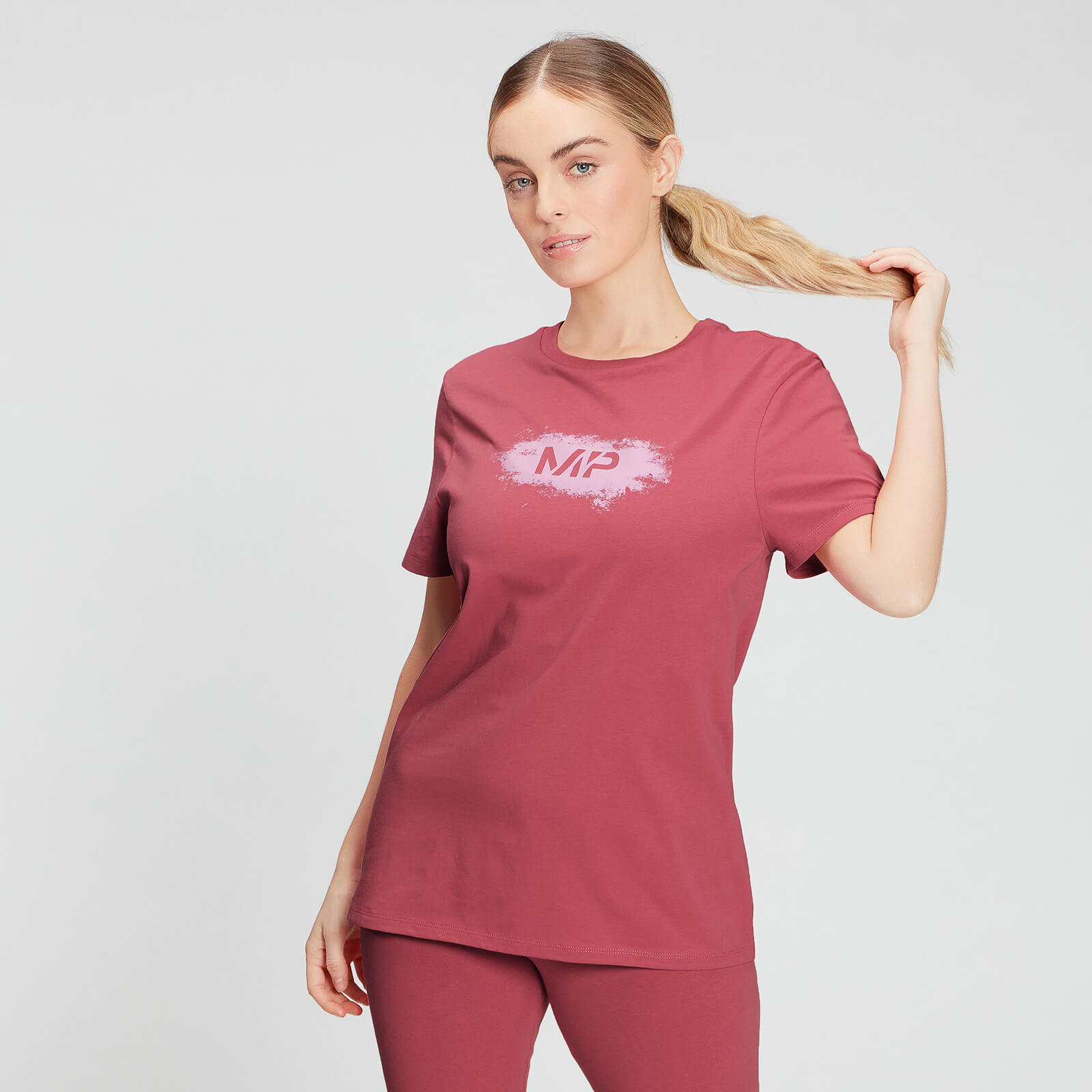 Купить MP Women's Chalk Graphic T-Shirt - Berry Pink - XS, Myprotein International