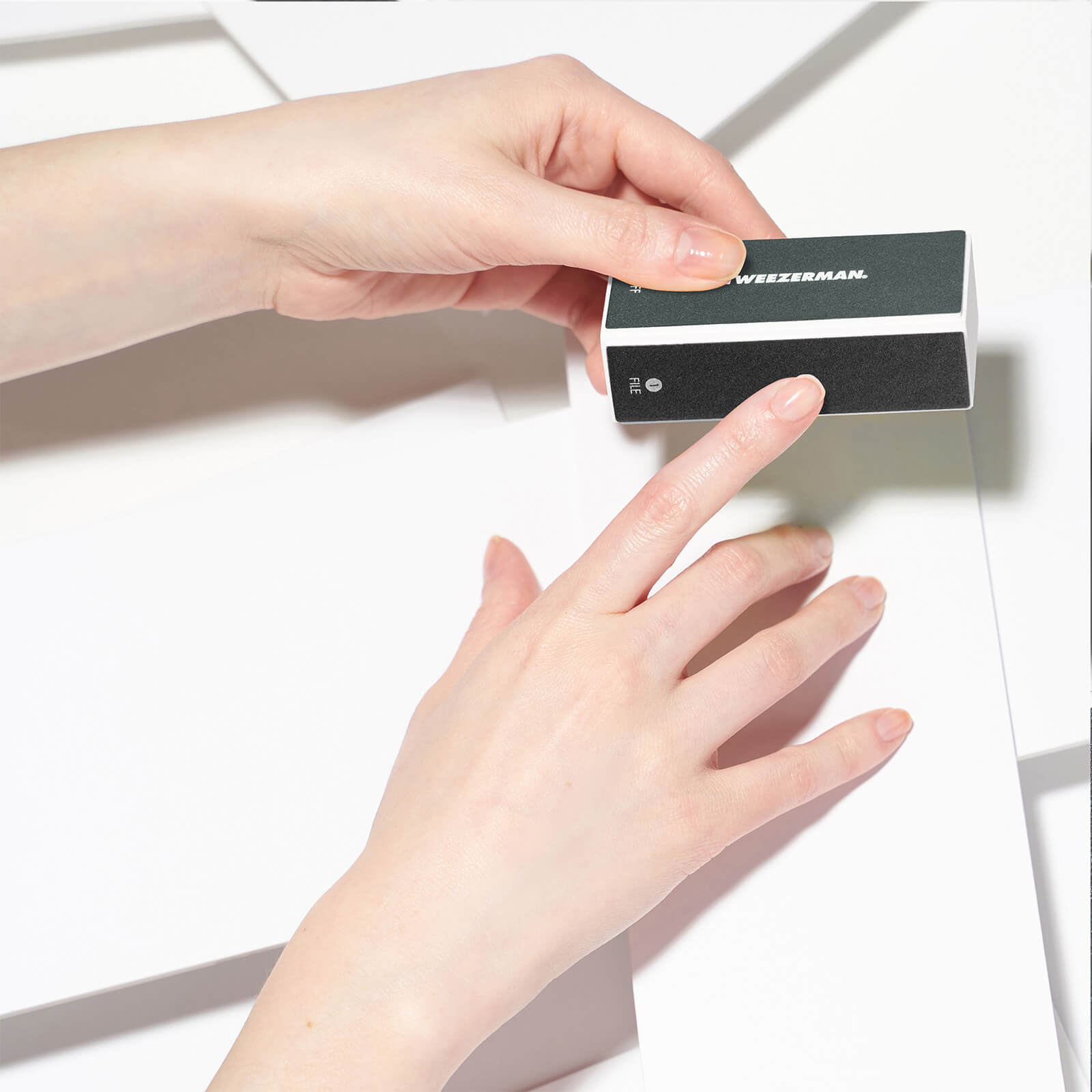 Thumbnail - Tweezerman Duo Nail Buffers