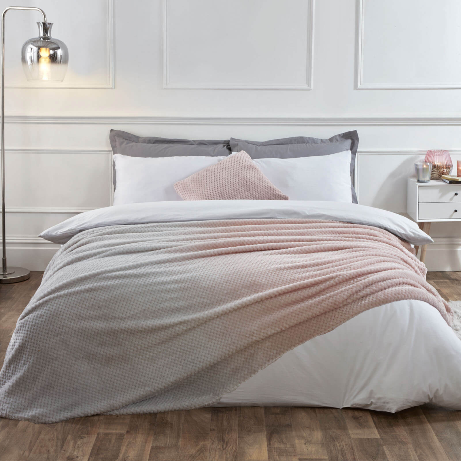 Ombre Grey/Blush Textured Waffle Throw