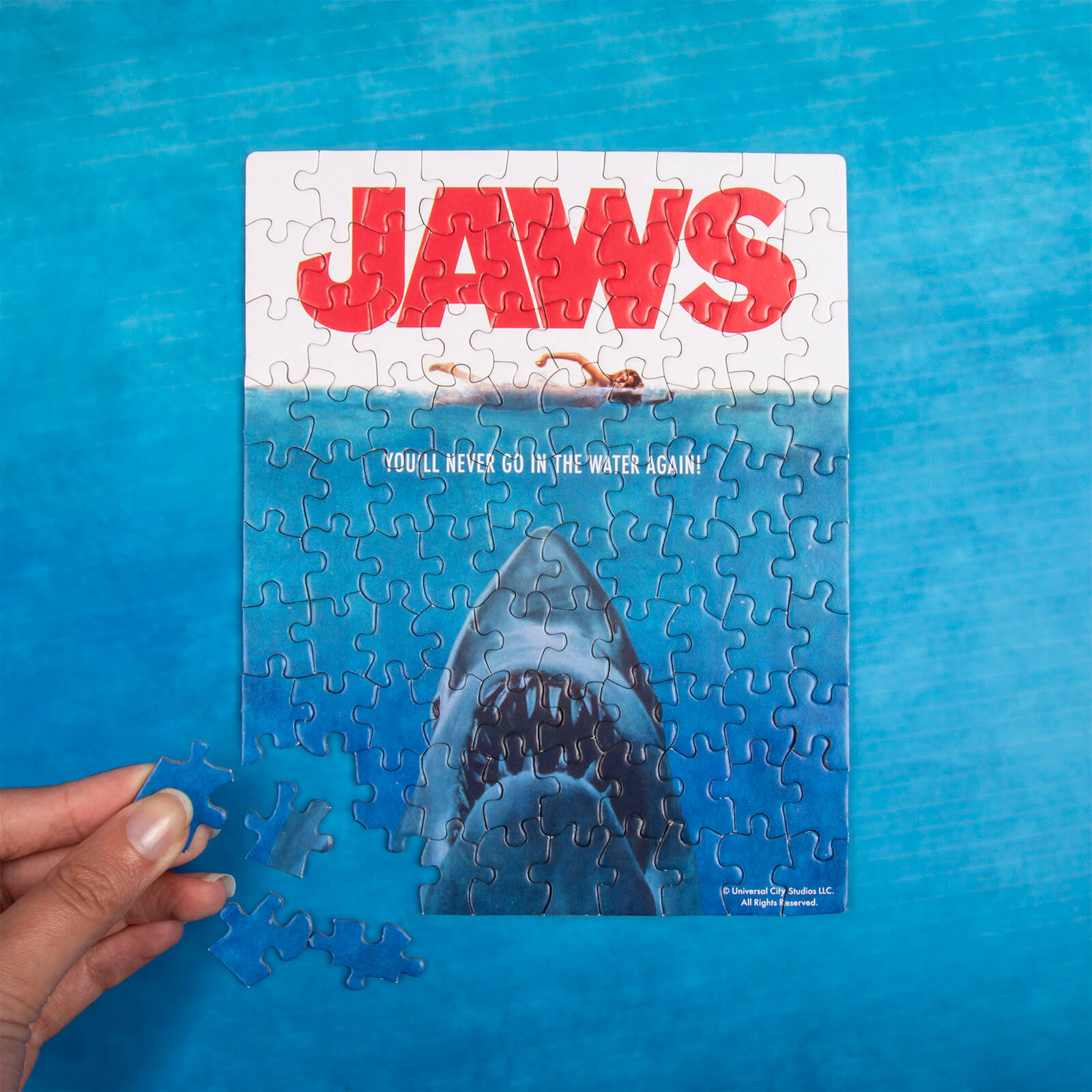 Jaws Mug & Jigsaw Puzzle Gift Set