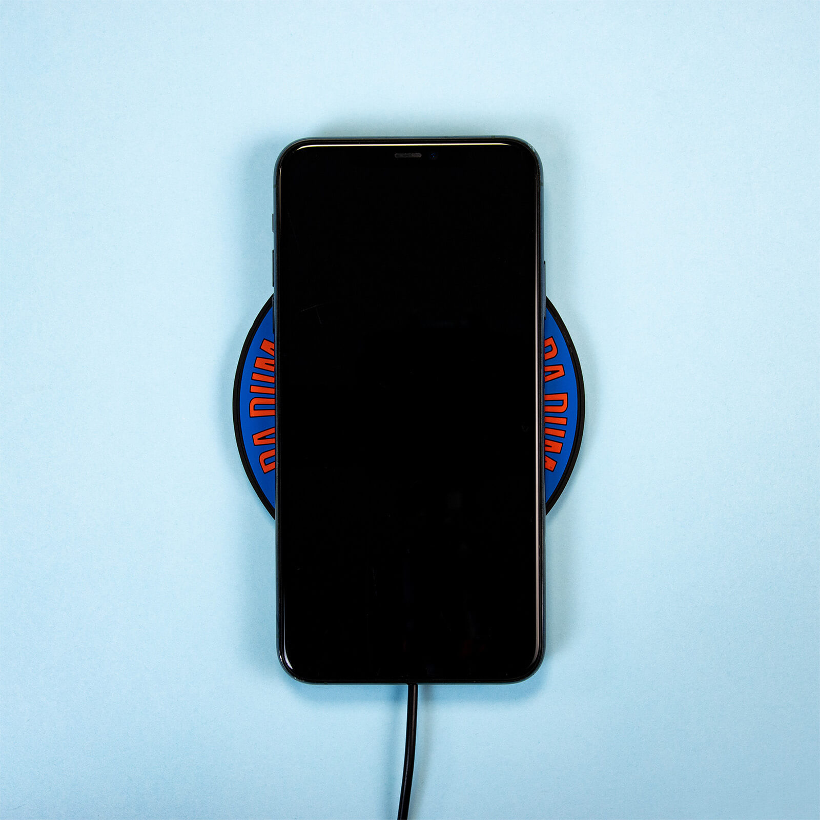 Charging Matz - Jaws Charging Matz - Jaws