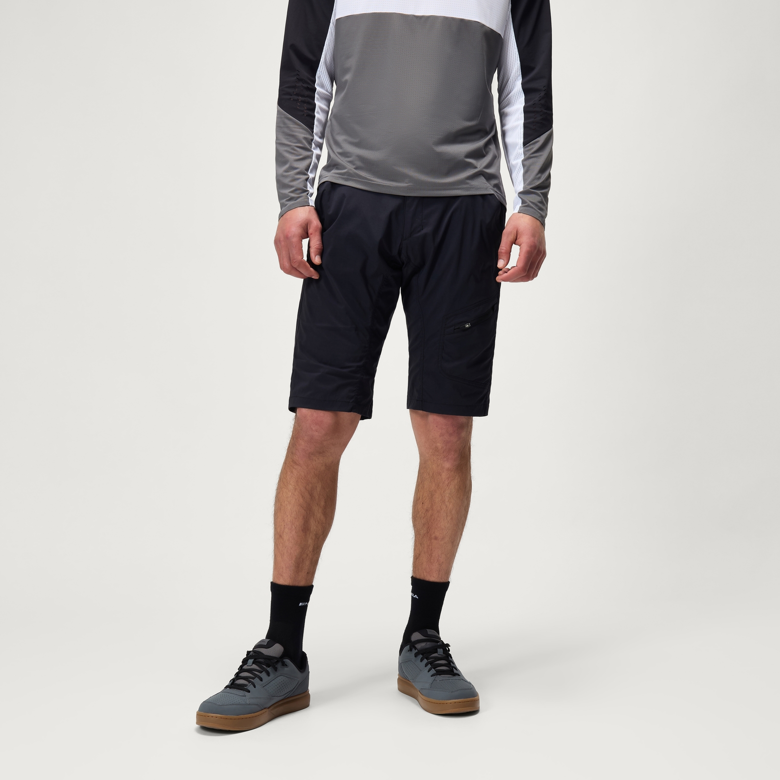 Endura Men's Hummvee Lite Short (With Liner) - Black | Extra 10% off first order.