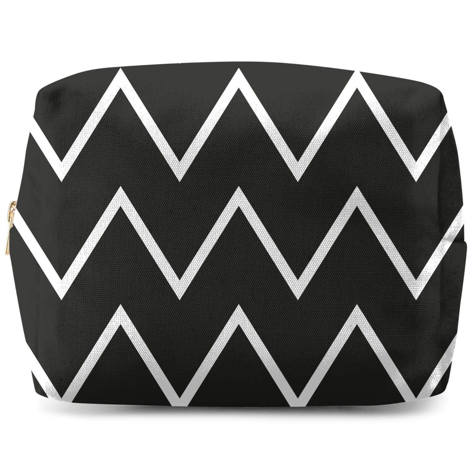 Dark Zig Zag Wash Bag