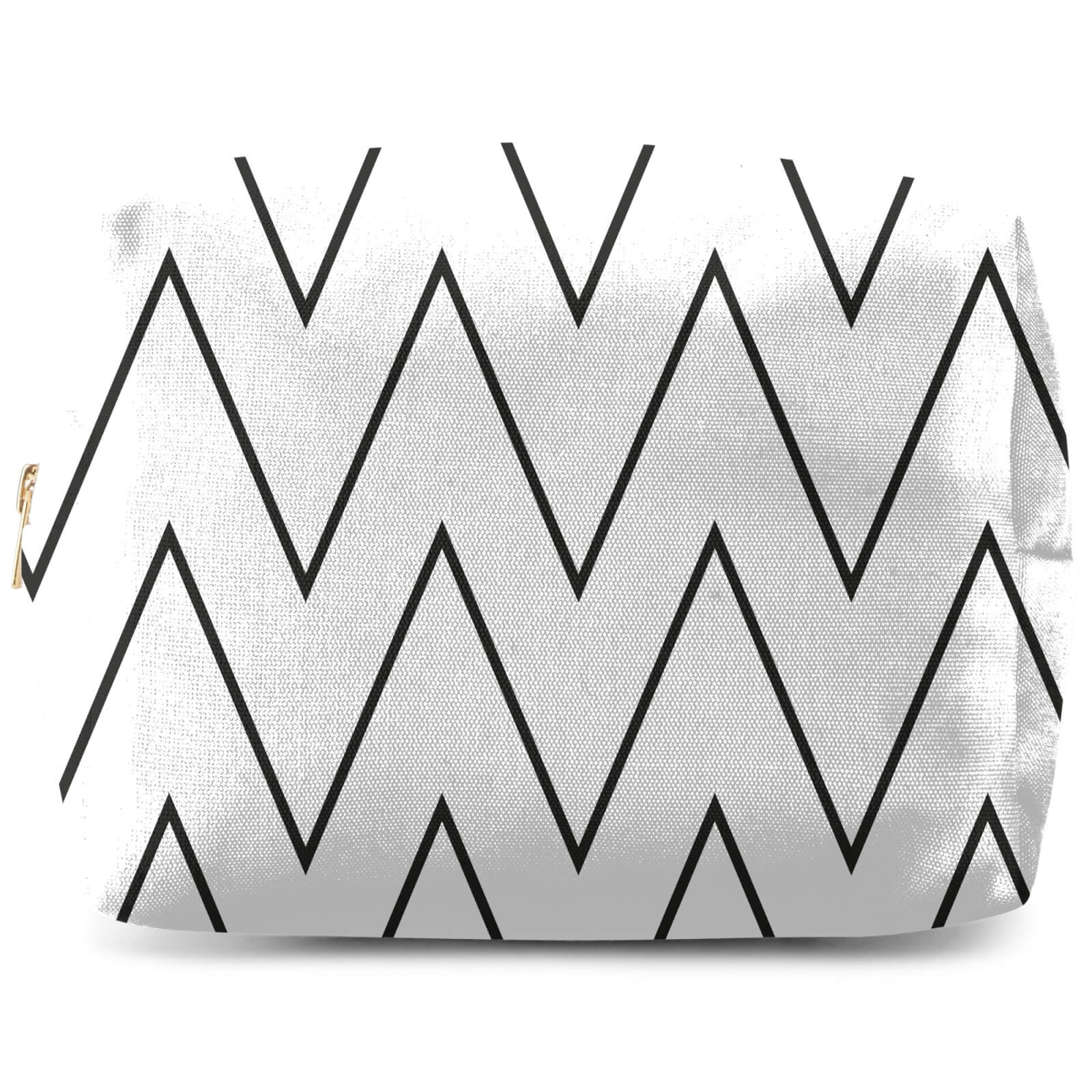 Light Zig Zag Wash Bag