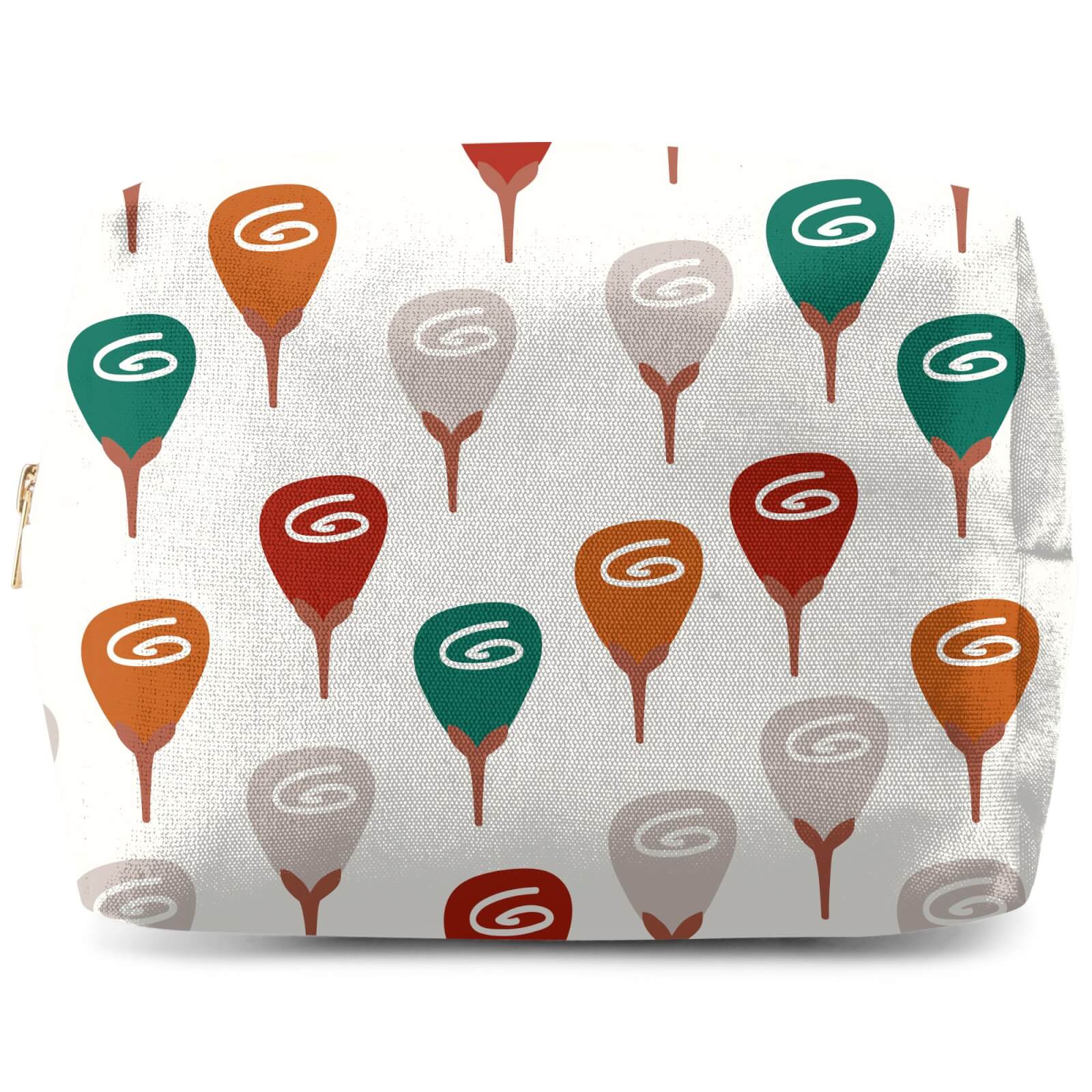 Retro Roses Wash Bag