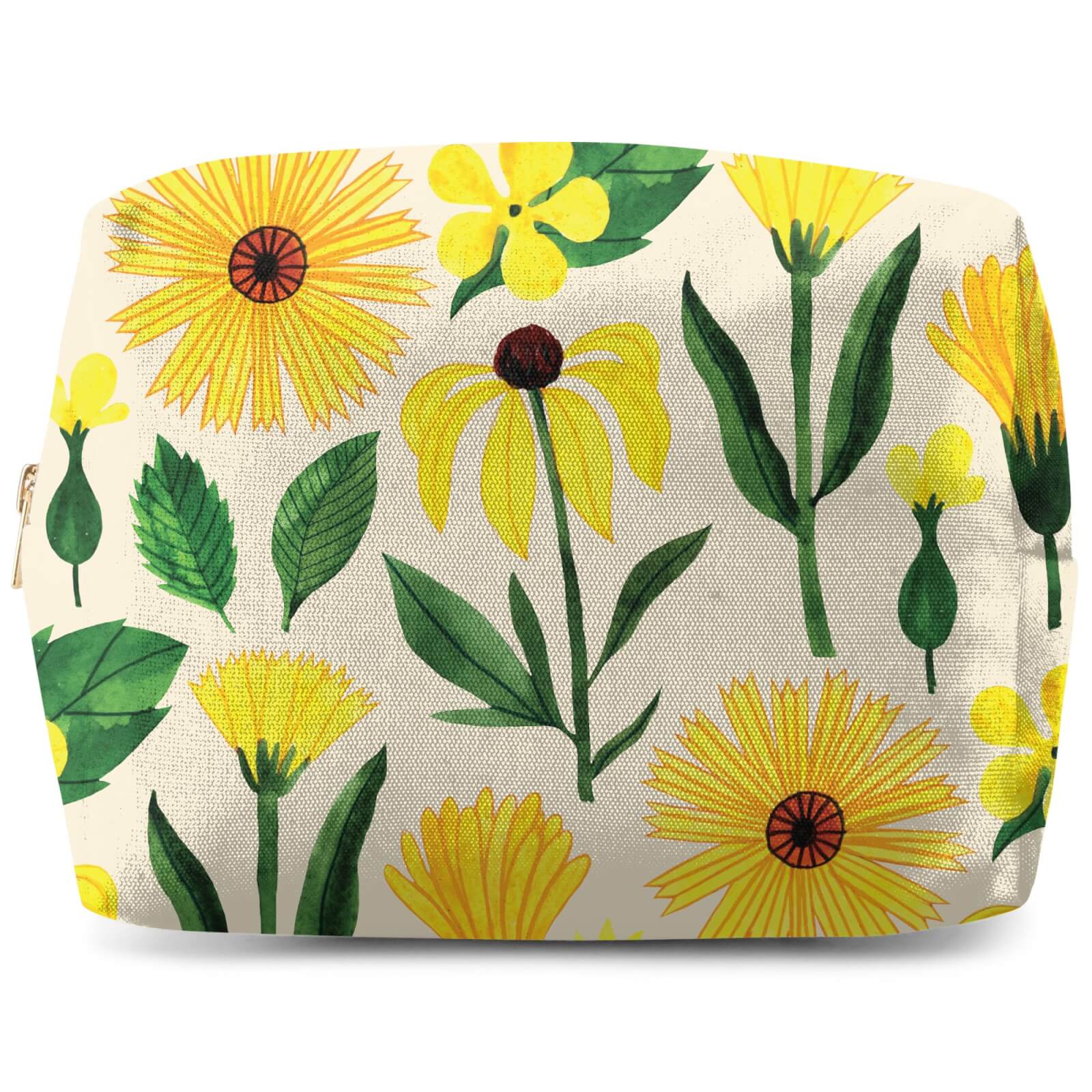 Retro Mellow Flowers Wash Bag