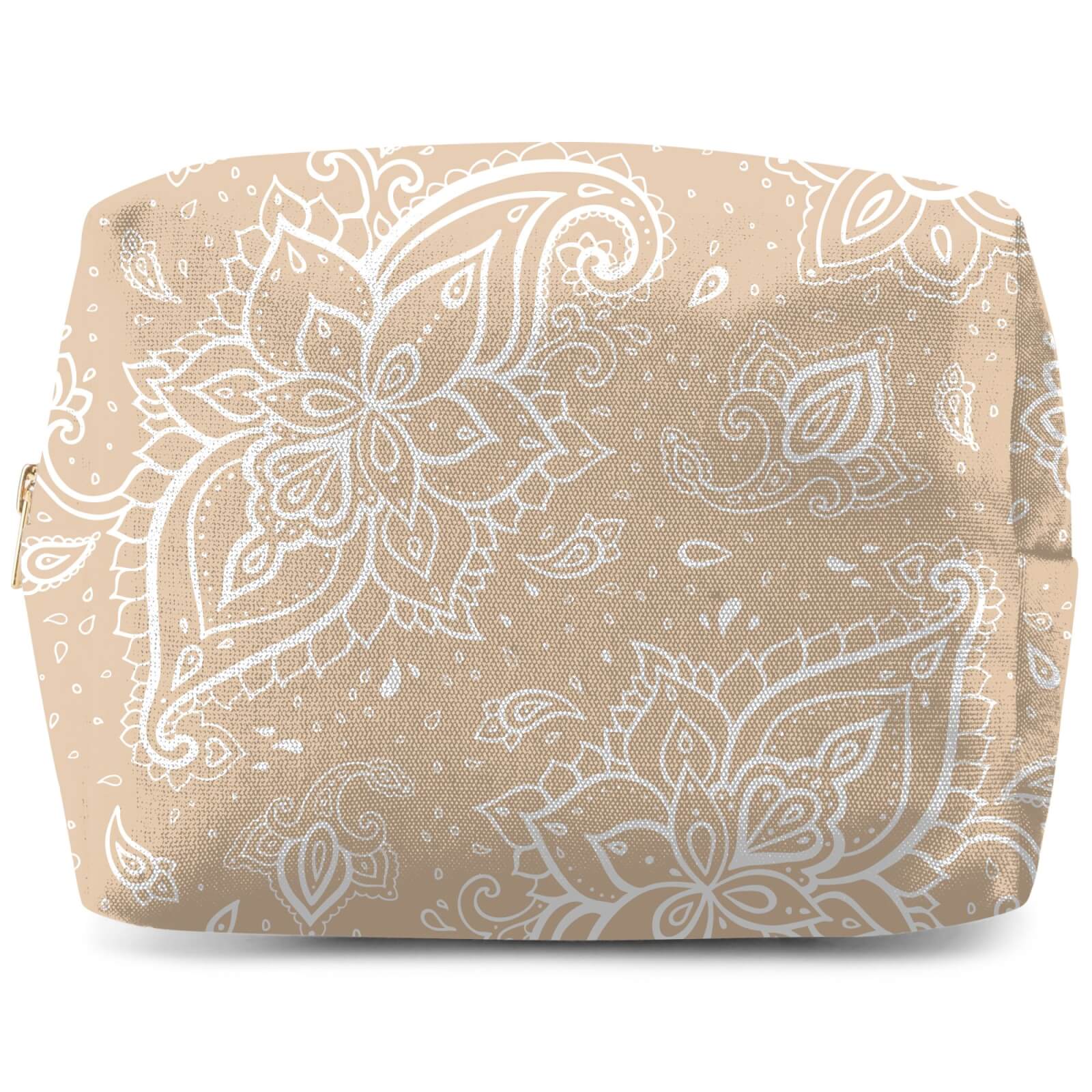 Light Biege Paisley Wash Bag