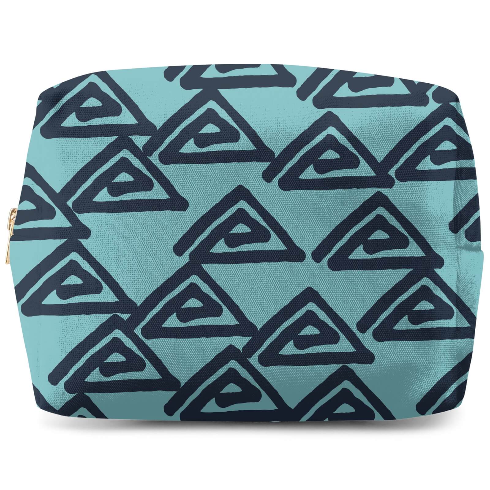 Abstract Tribal Triangular Pattern Wash Bag