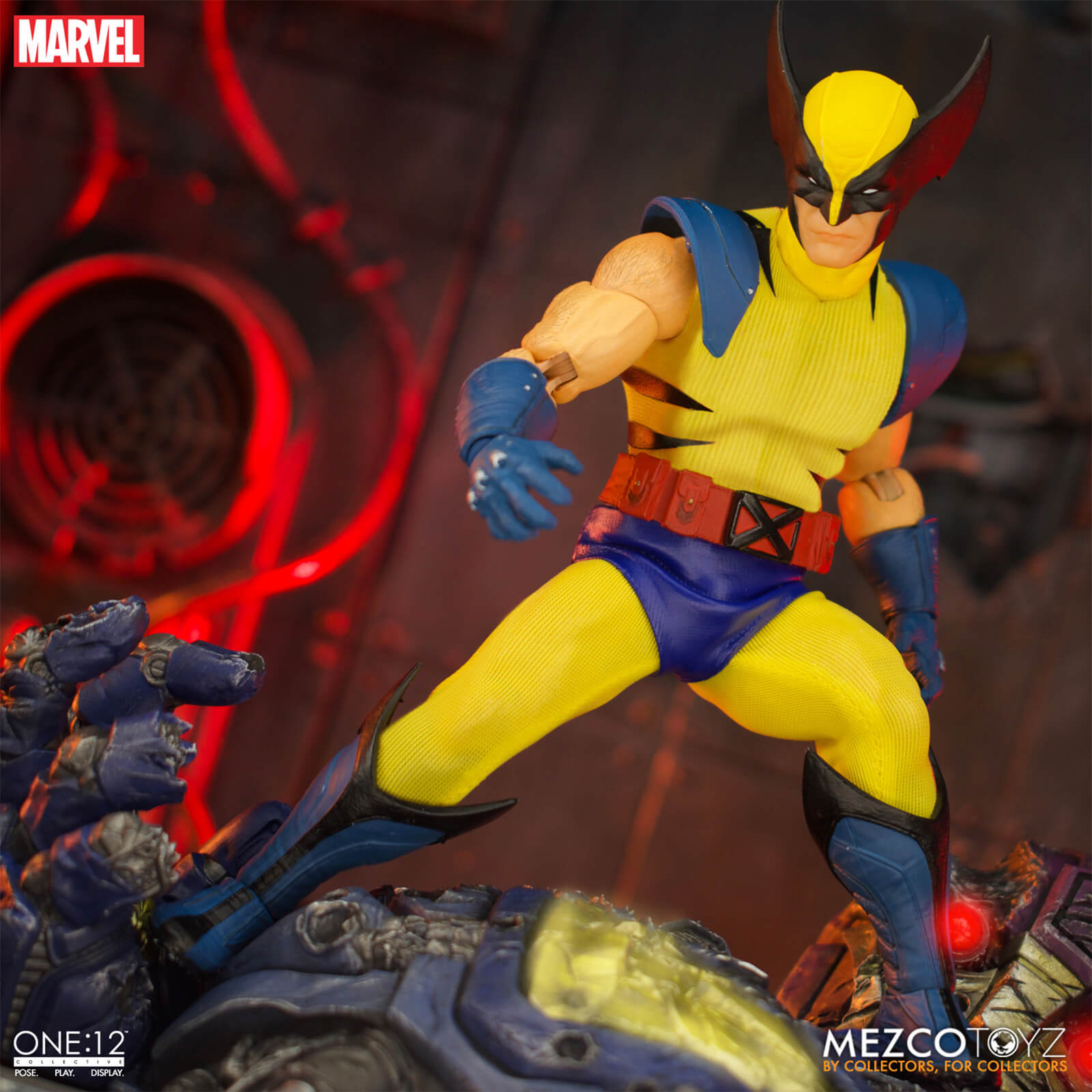Mezco One:12 Collective Marvel Comics Wolverine Deluxe Steel Boxed Set