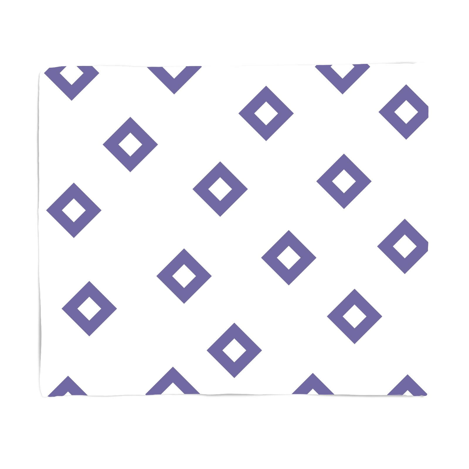 Outlined Diamonds Fleece Blanket - S