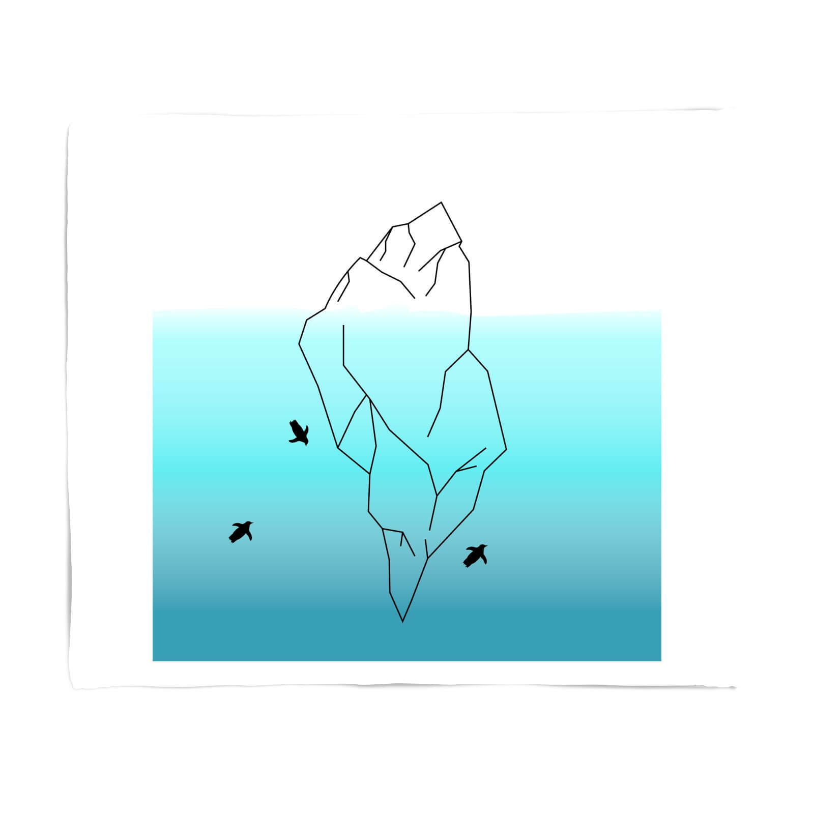 Ice Berg Penguin Fade Fleece Blanket - S