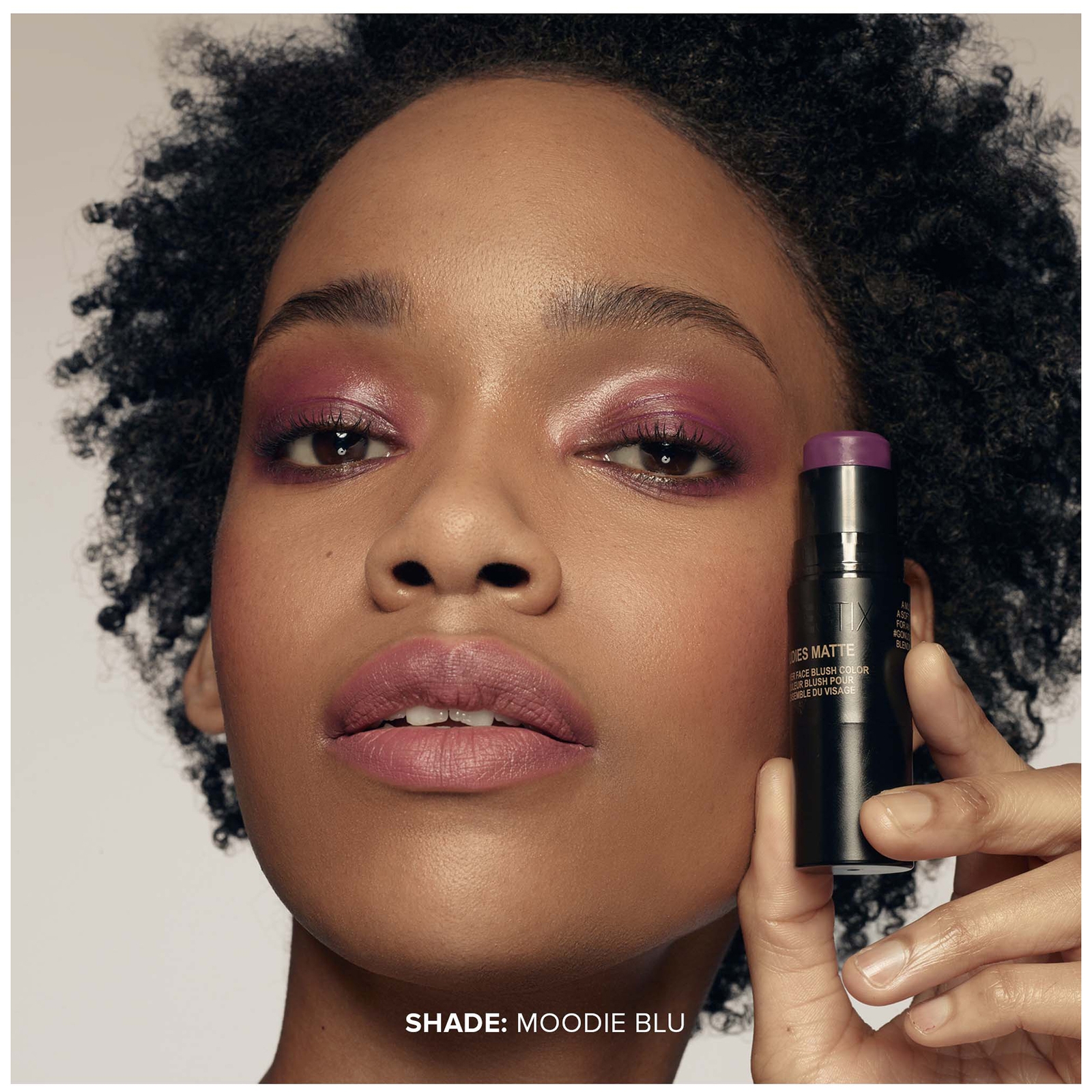Thumbnail - NUDESTIX Nudies Matte All Over Face Rougefarbe 7 g (Verschiedene Farbtöne) - Moodie Blu
