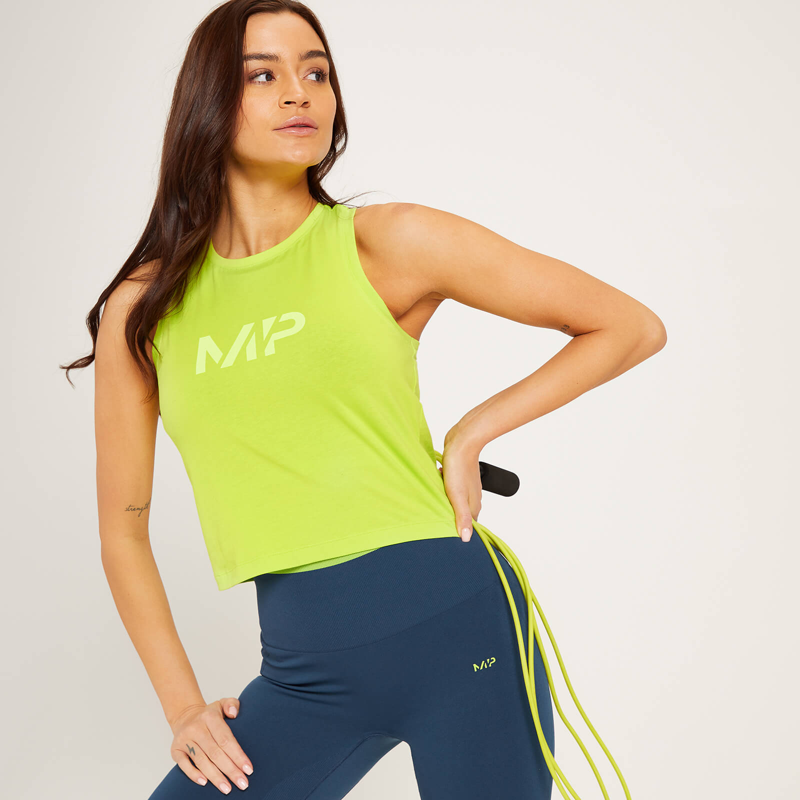 Camiseta corta sin mangas con espalda nadadora Adapt para mujer de MP - Lima ácido - L