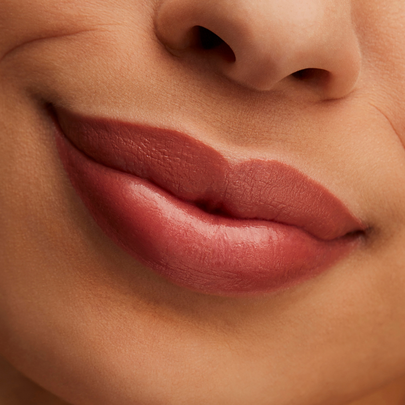 Thumbnail - MAC Lustreglass Lipstick 3g (Various Shades) - Hug Me