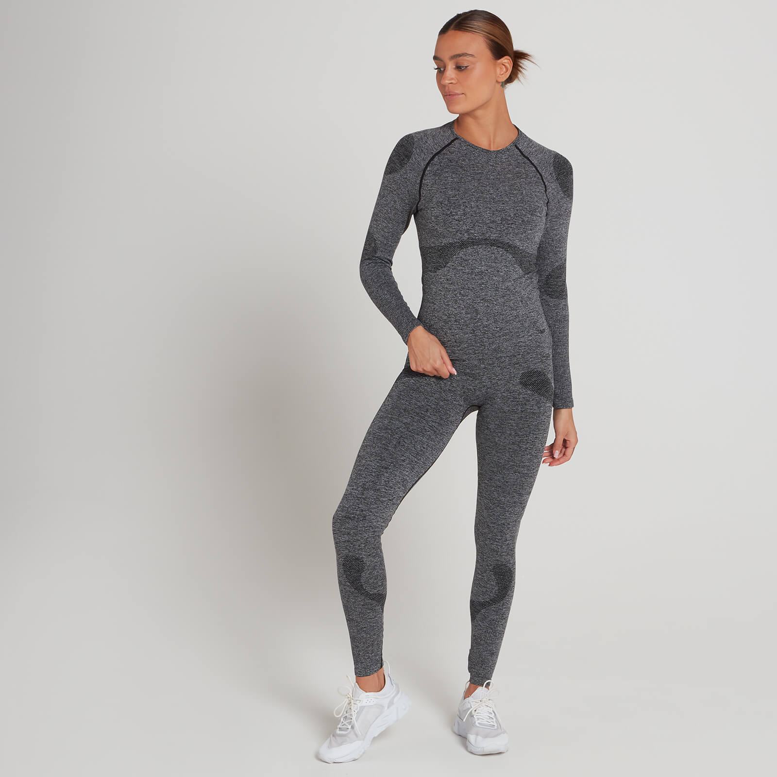 5059883004068 - Damen Dynamic Training Nahtloses Langarm-Top — Portgewaschenes Schwarz - XS 5059883004068 - Damen Dynamic Training Nahtloses Langarm-Top — Portgewaschenes Schwarz - XS