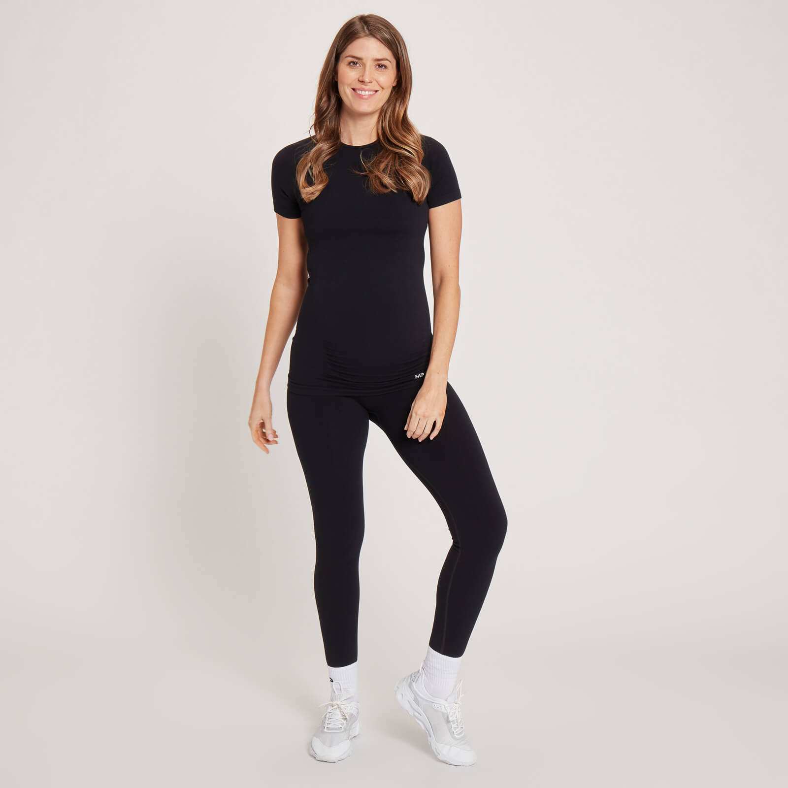 5059883043241 - Womens Maternity Seamless Short Sleeve T-Shirt — Schwarz - M