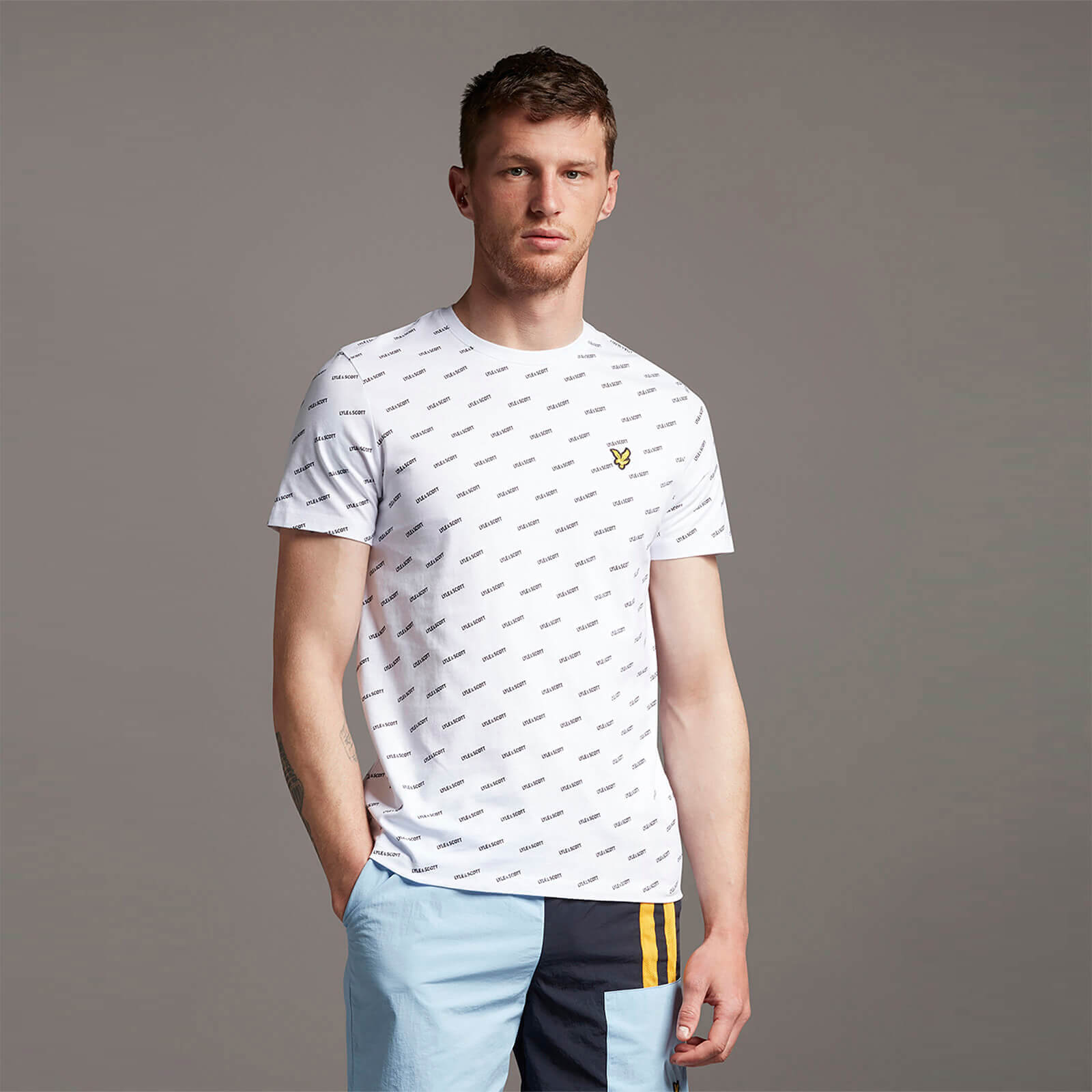 

Print T-shirt - White Logo Print - S