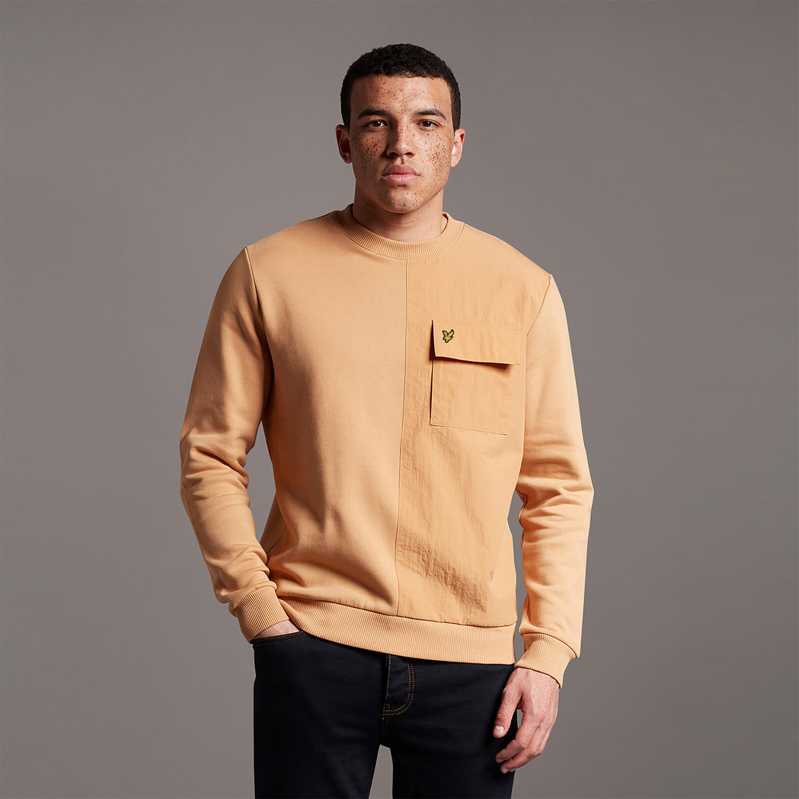 

Tech Pocket Sweatshirt - Tan - S