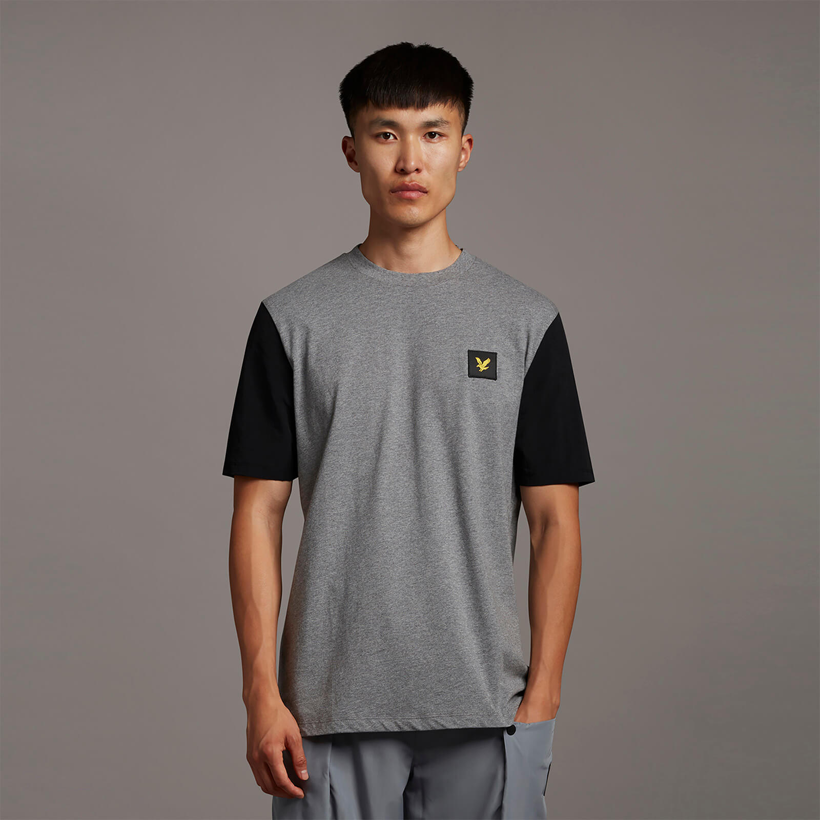 

Casuals Nylon Sleeve T-shirt - Mid Grey Marl - XXL